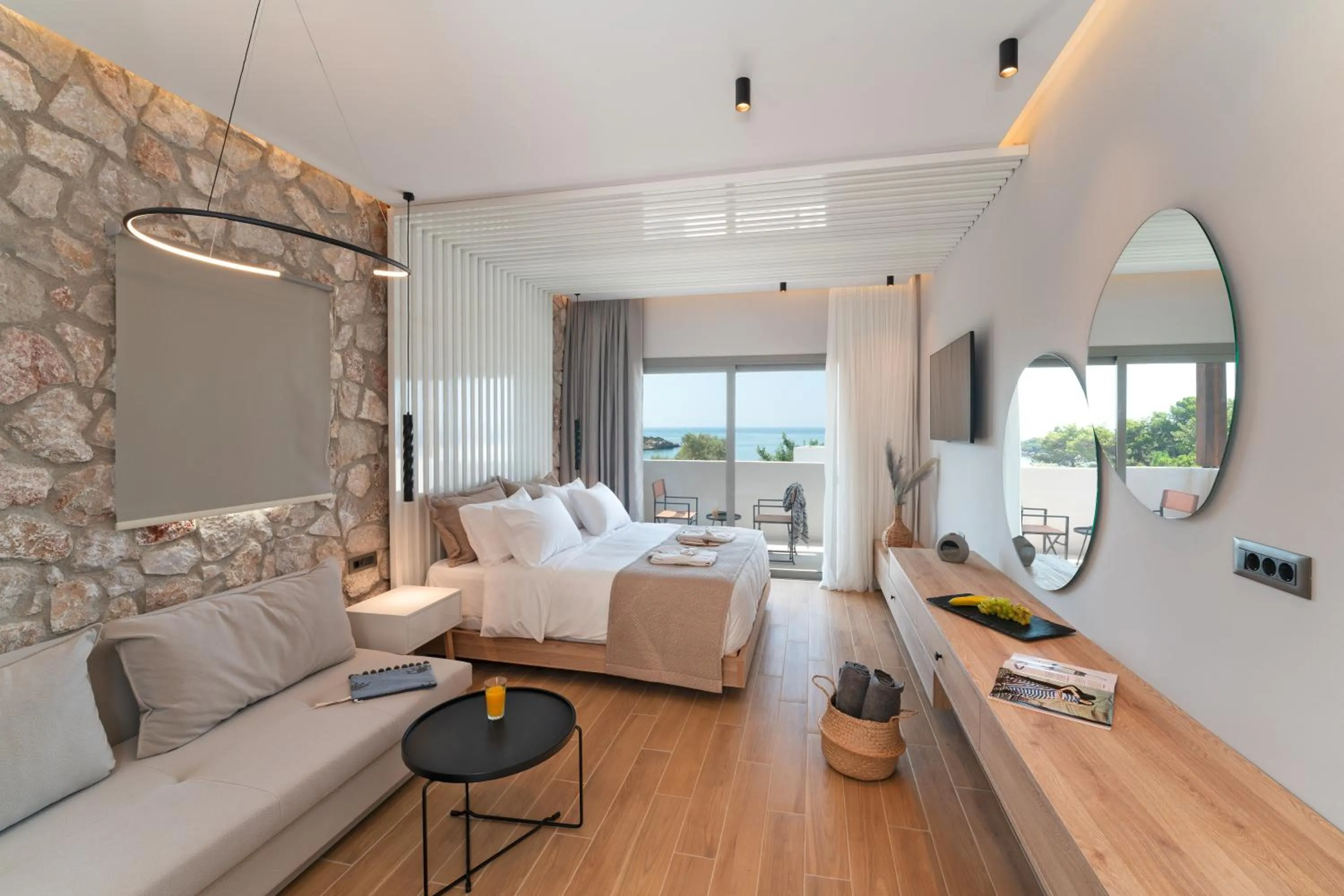 Photo of the whole room, Bed in THERETRA PEFKI Seaside