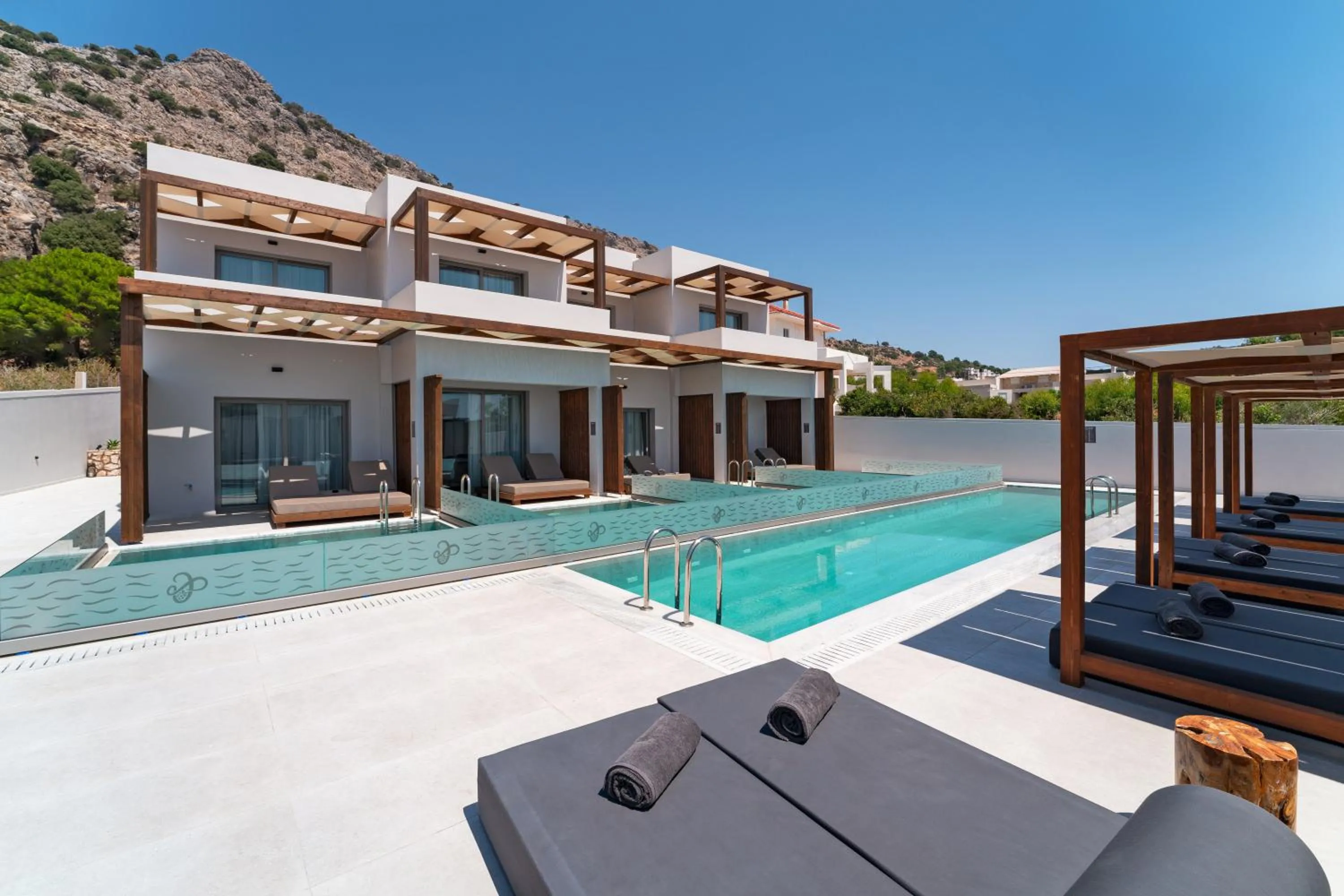 Property building in THERETRA PEFKI Seaside