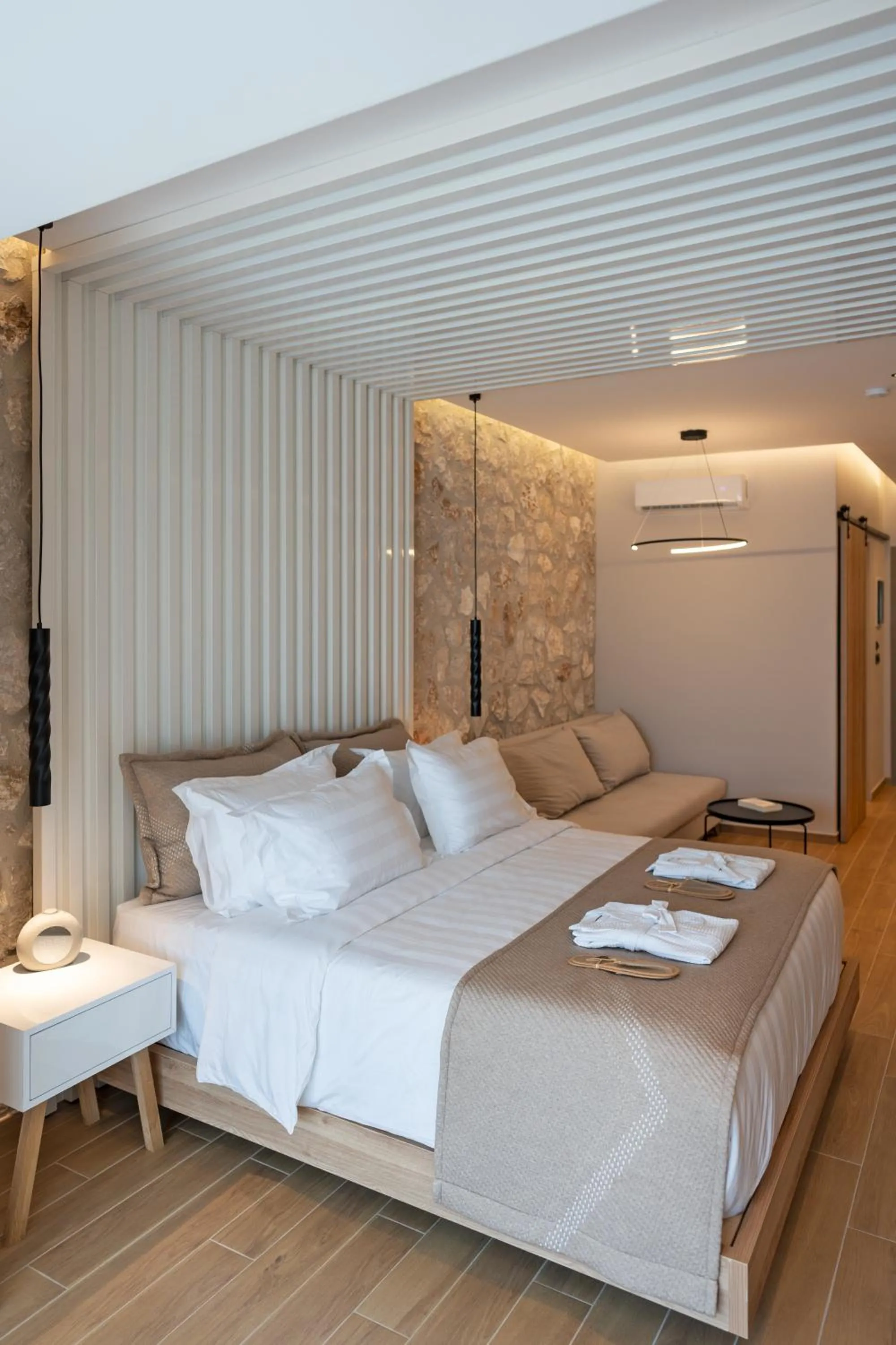 Photo of the whole room, Bed in THERETRA PEFKI Seaside
