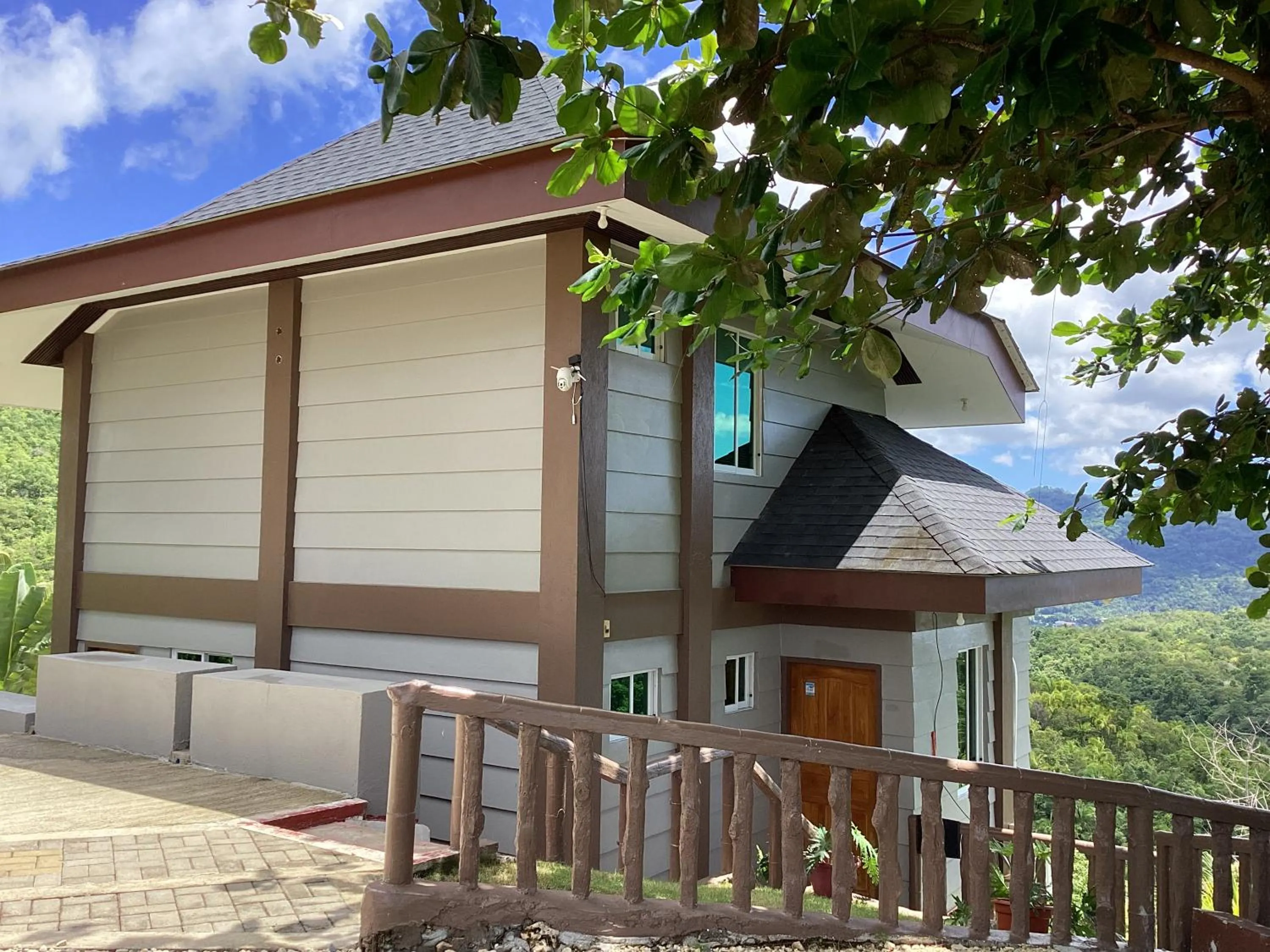 Property building in MS Mountain Cabin