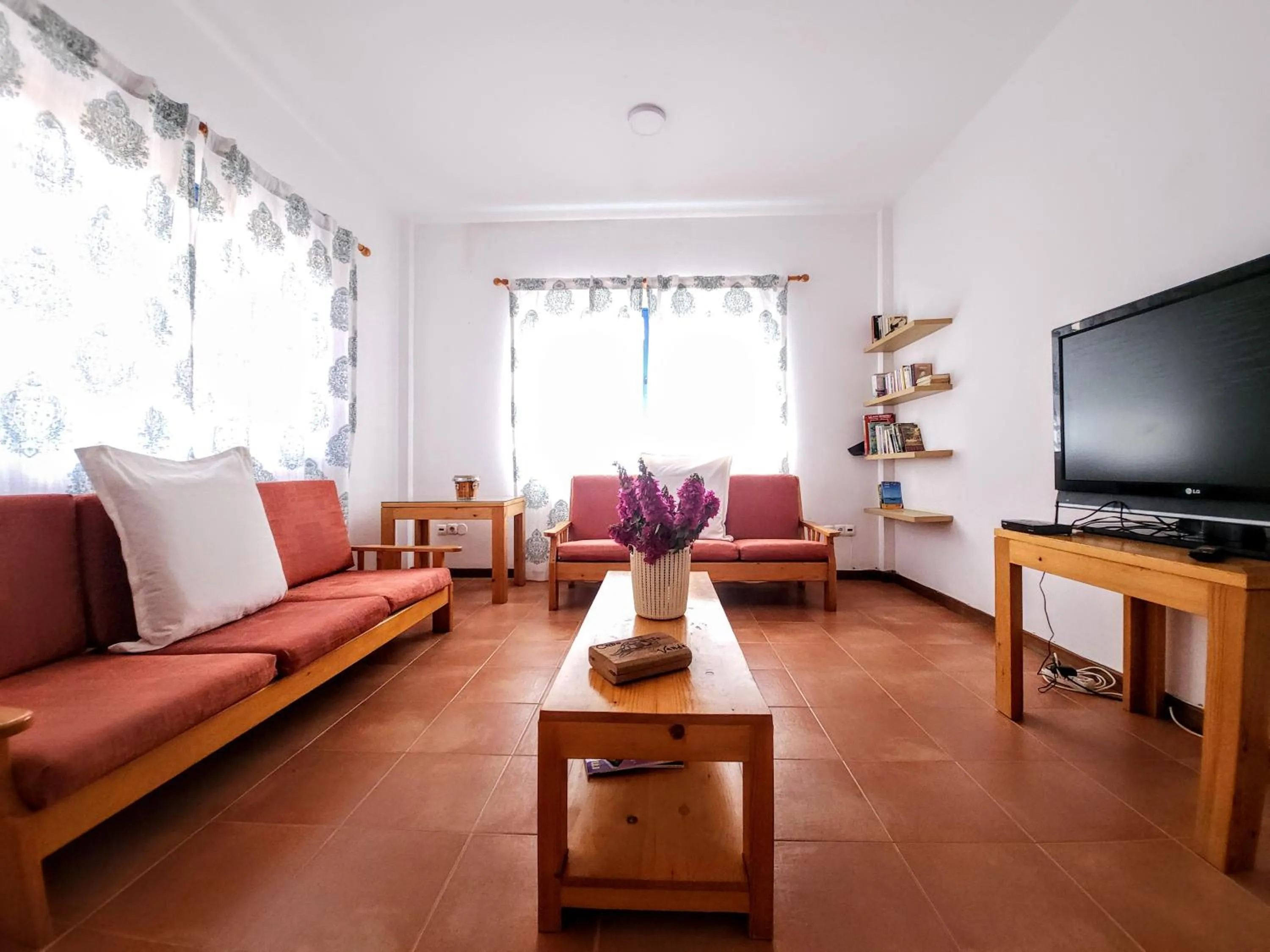 Living room in Txada Hostel