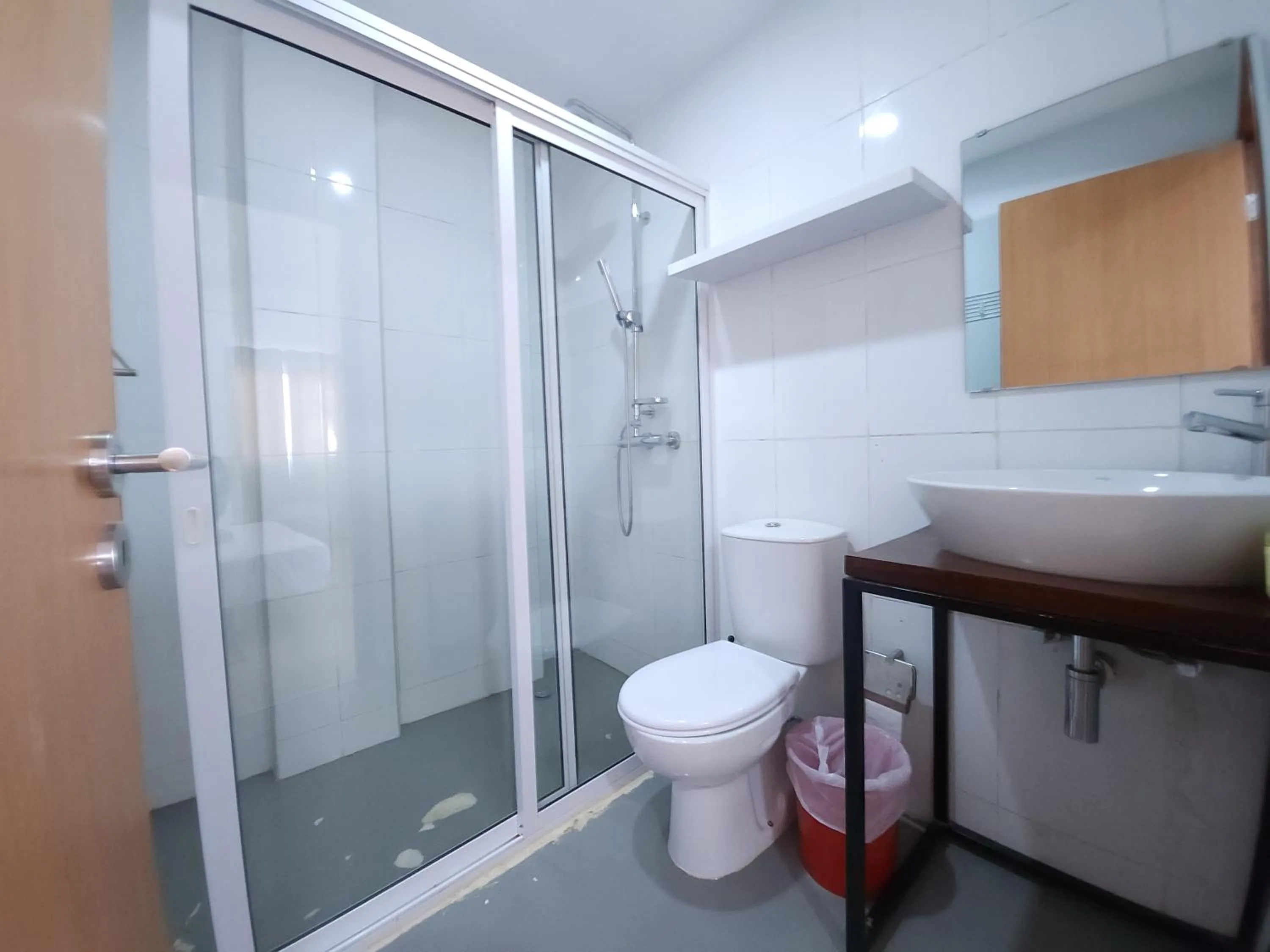 Toilet in Txada Hostel