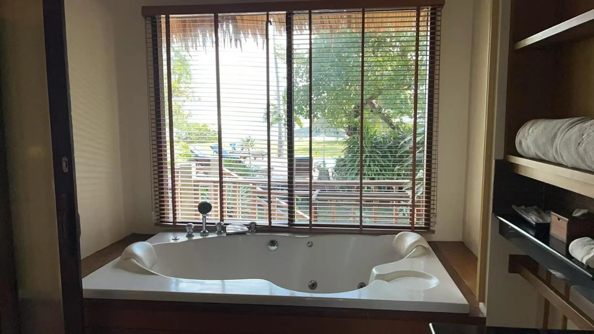 Bath in Better View Koh Yao Yai