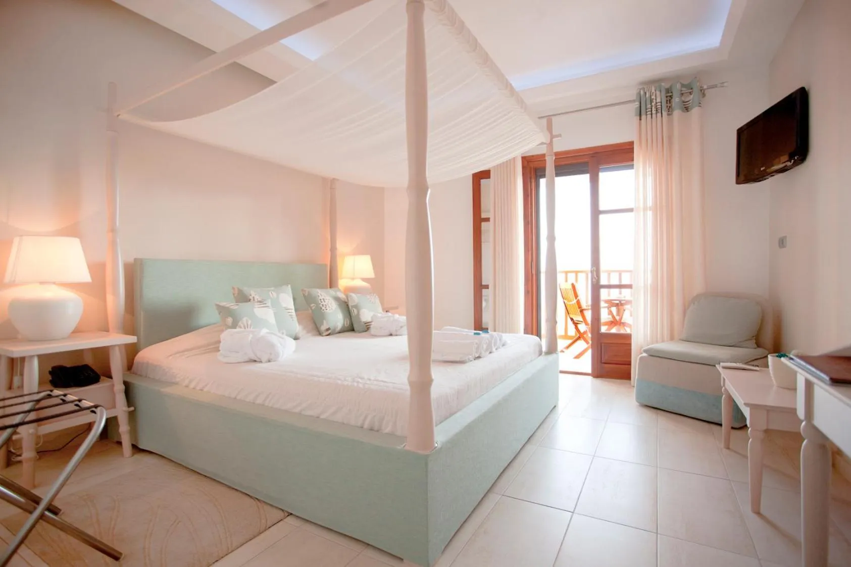 Bedroom, Bed in Magic Hotel