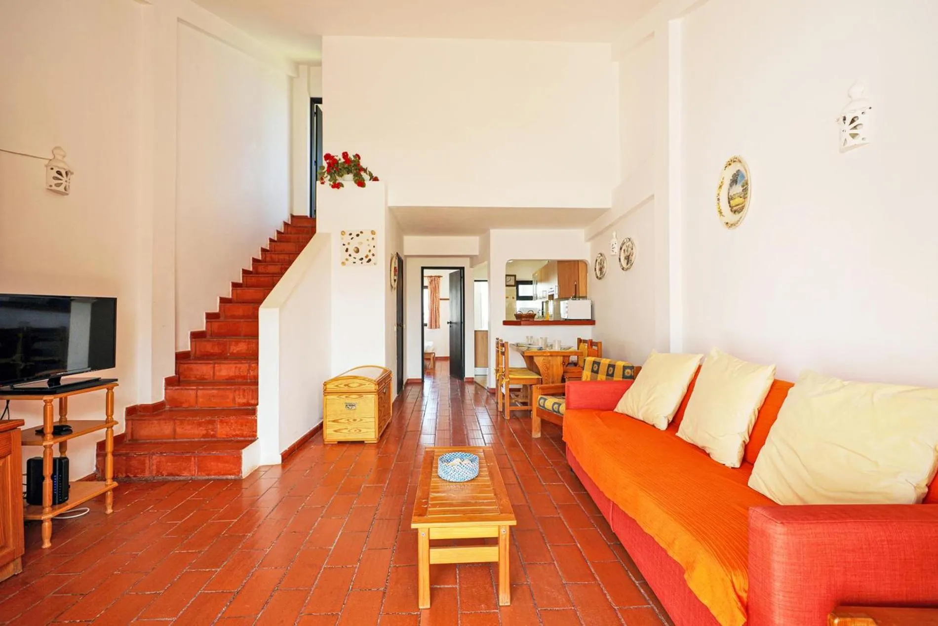 B71 - Pipas House in Lagos