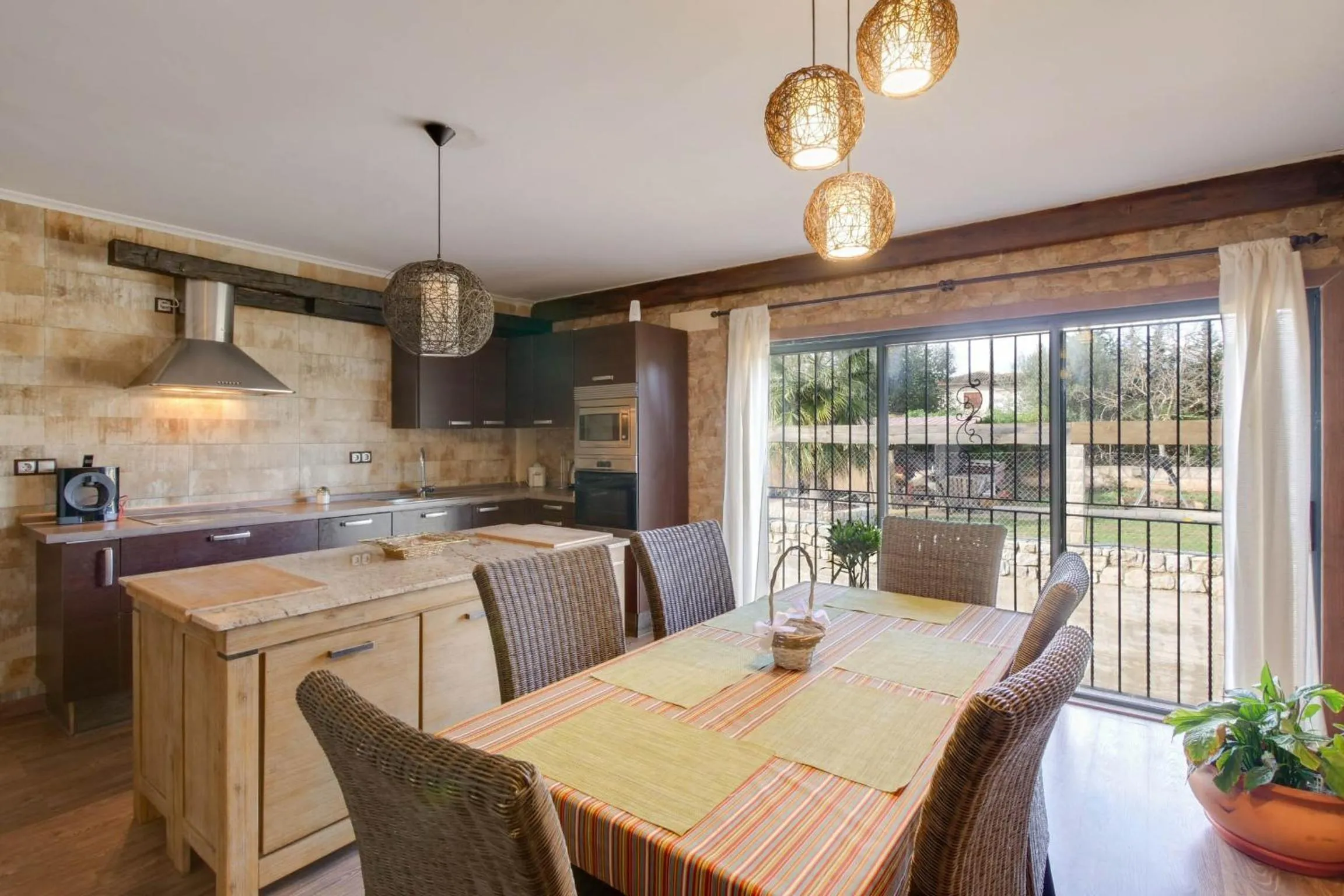 Living room in Melongos