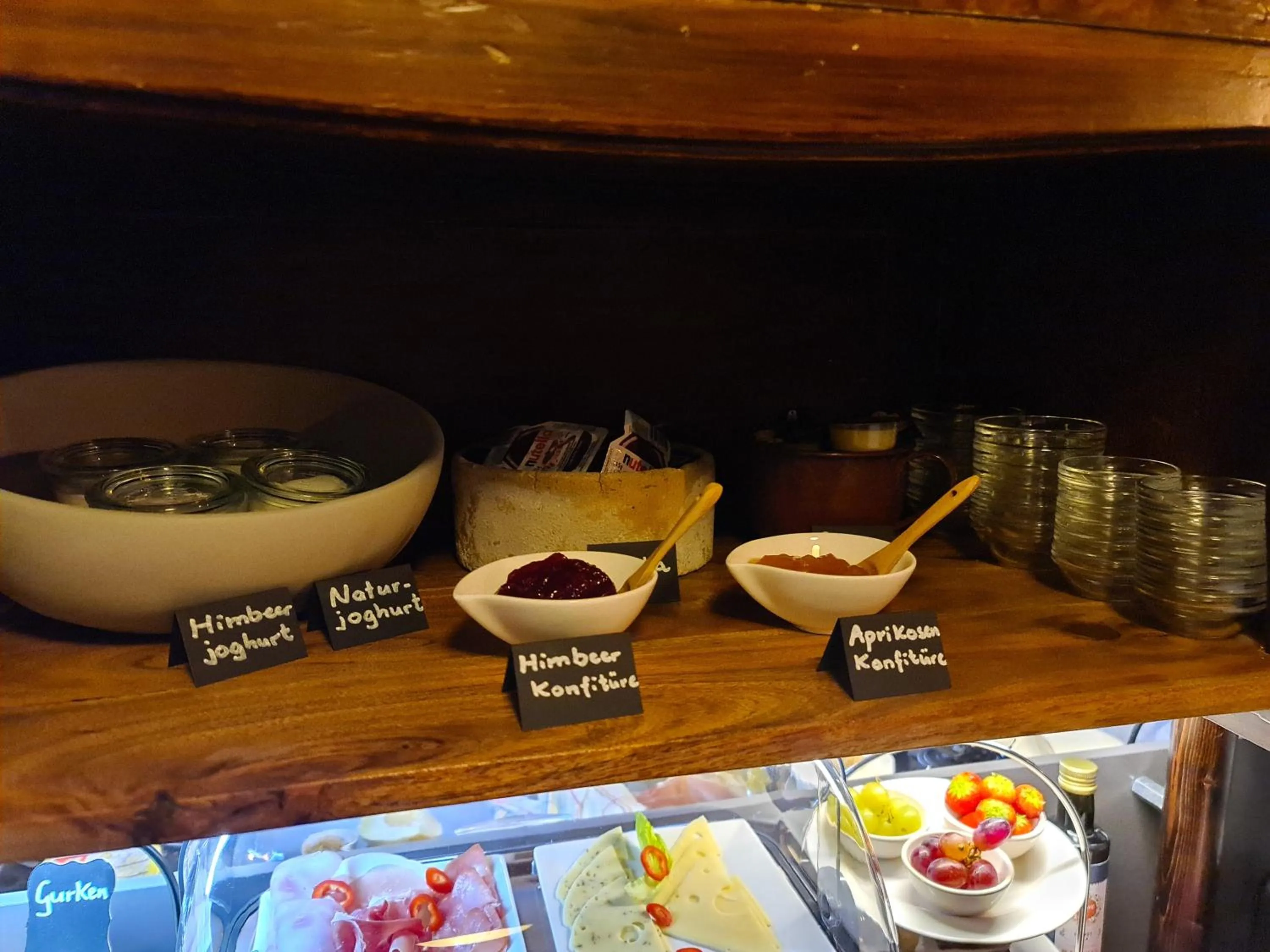 Breakfast in Hotel b&b altes hinterhäusel