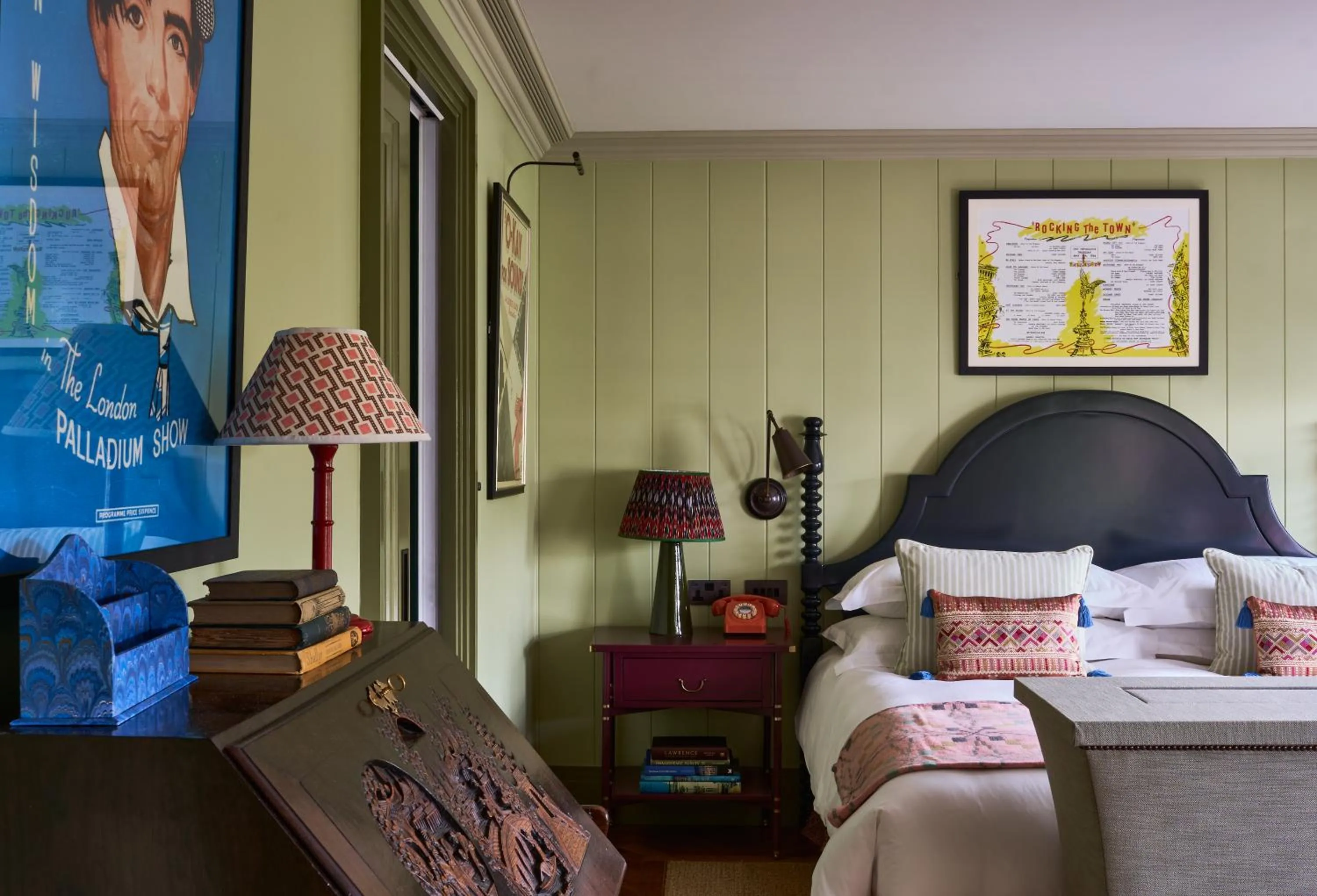 Bed in Beaverbrook Town House