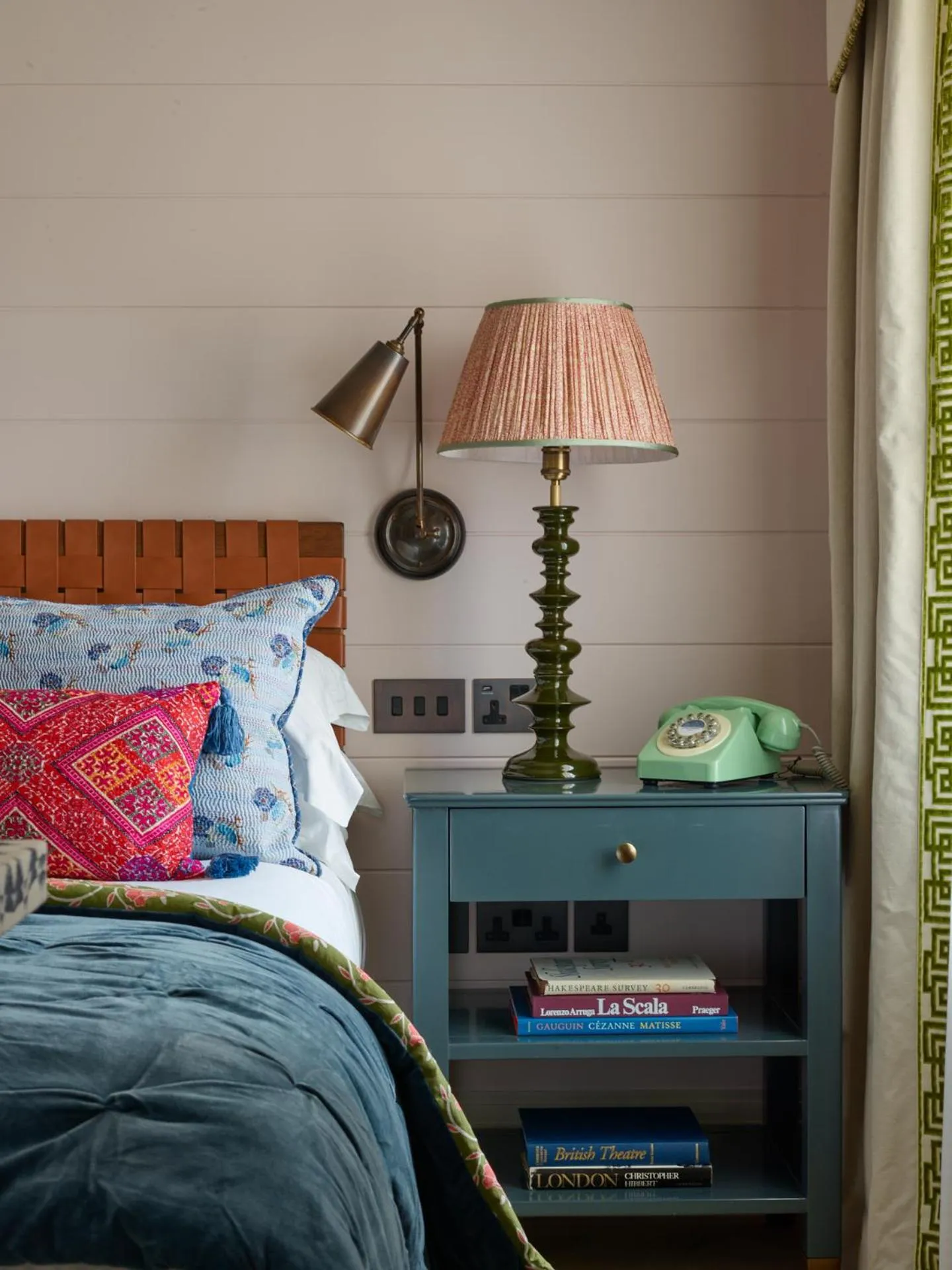 Bed in Beaverbrook Town House