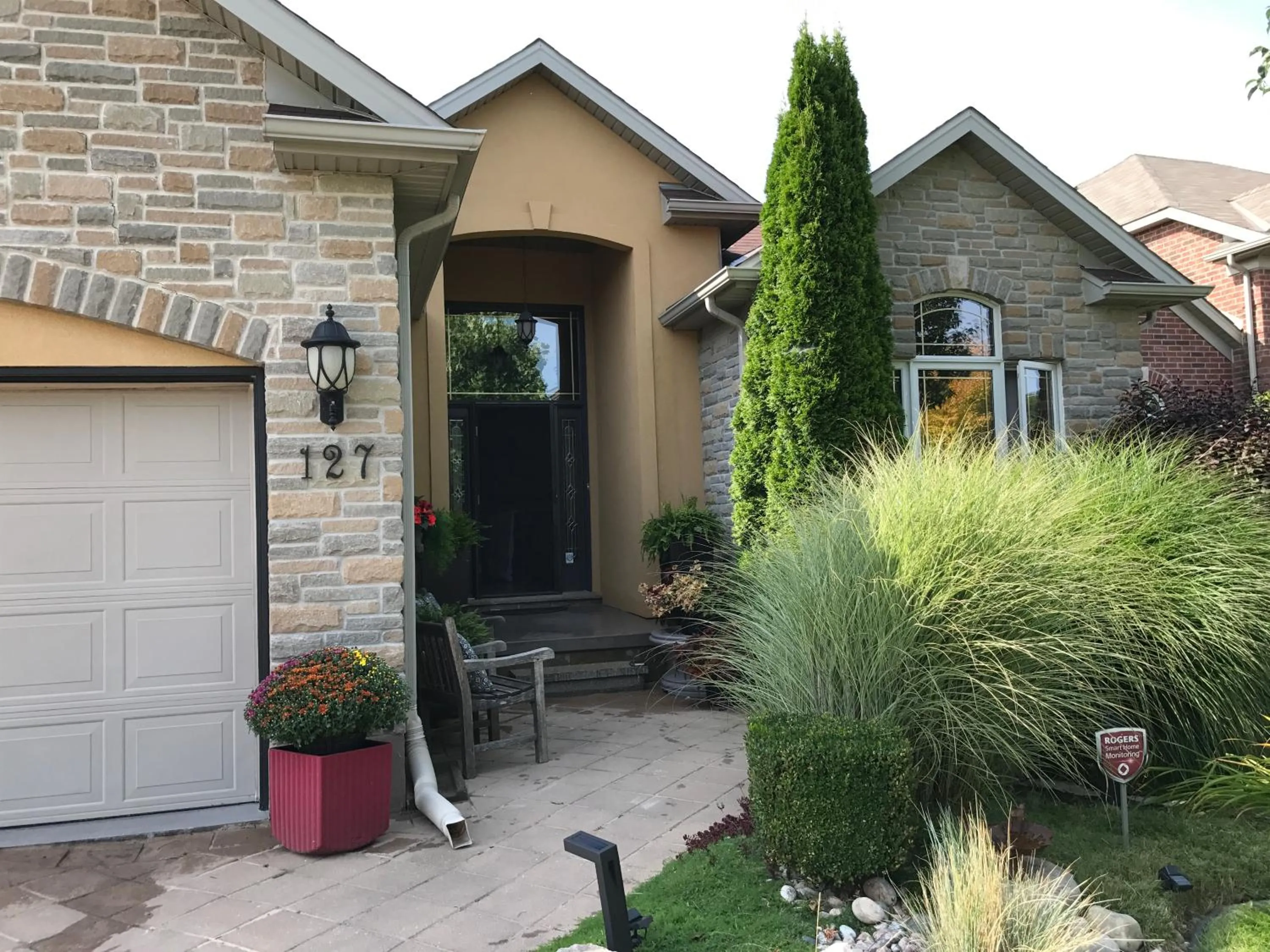 Cozy Luxury on the Thames in Ontario!