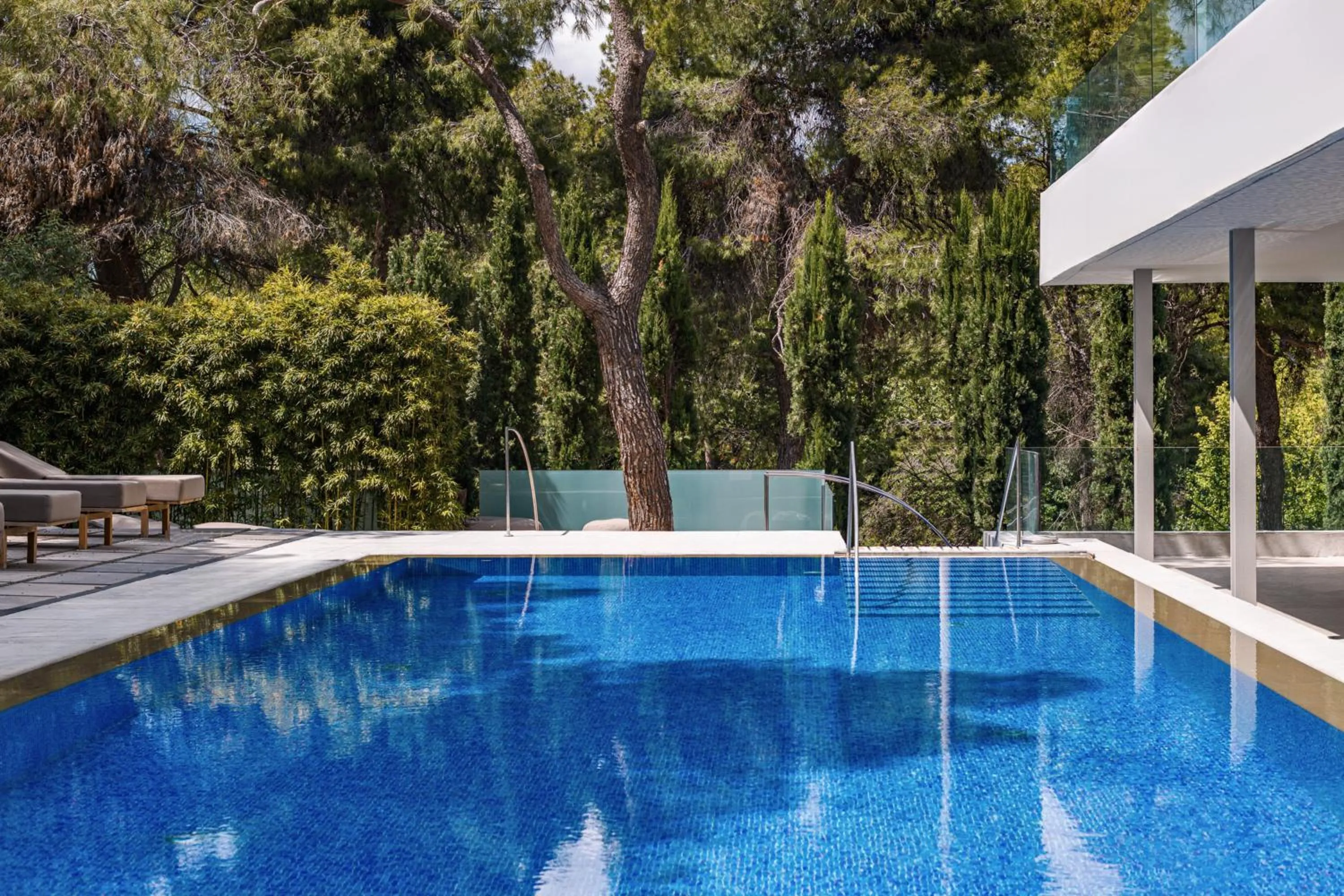 Swimming pool in Life Gallery Athens