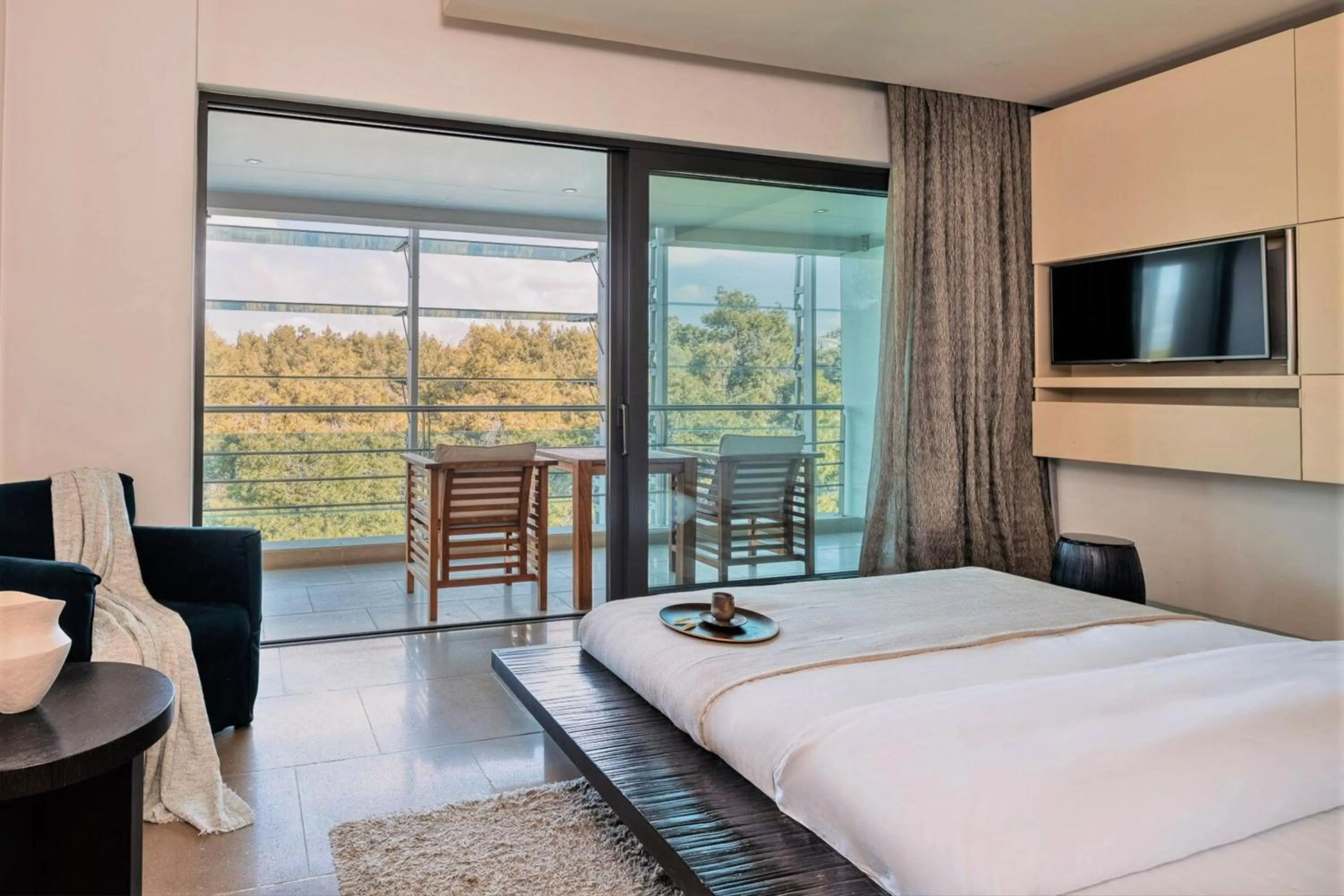 Photo of the whole room, Bed in Life Gallery Athens