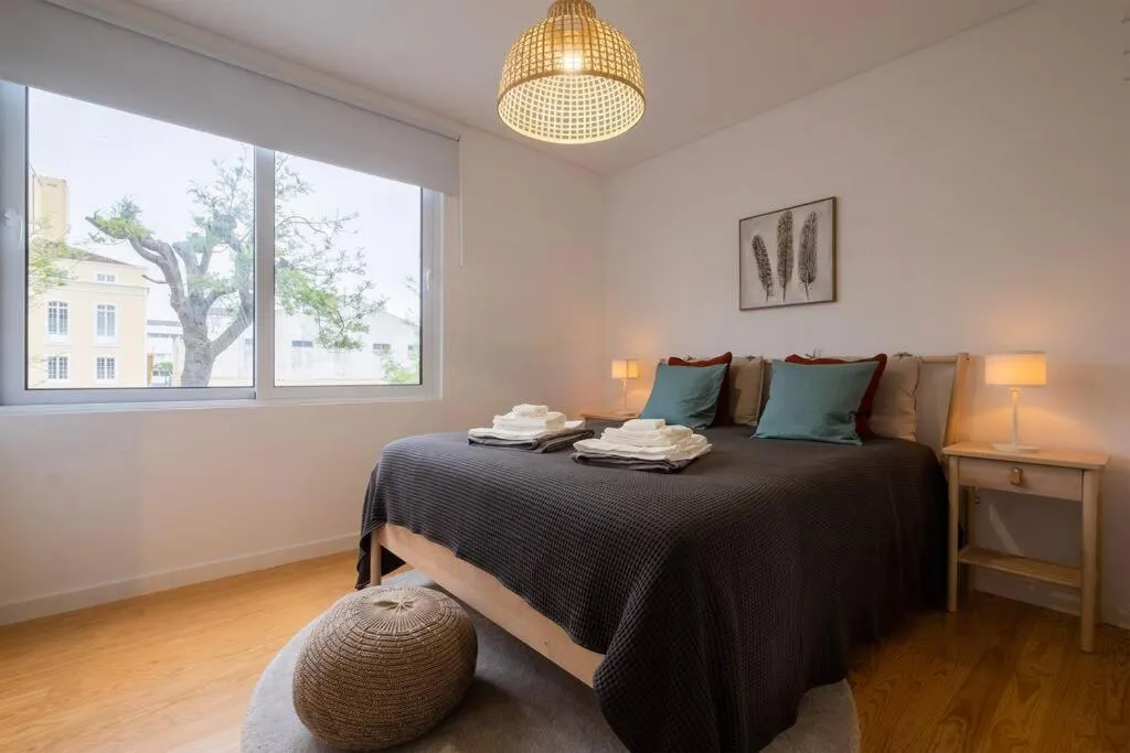 Bed in Vila Nova Suite Apt (historic PDL city center)