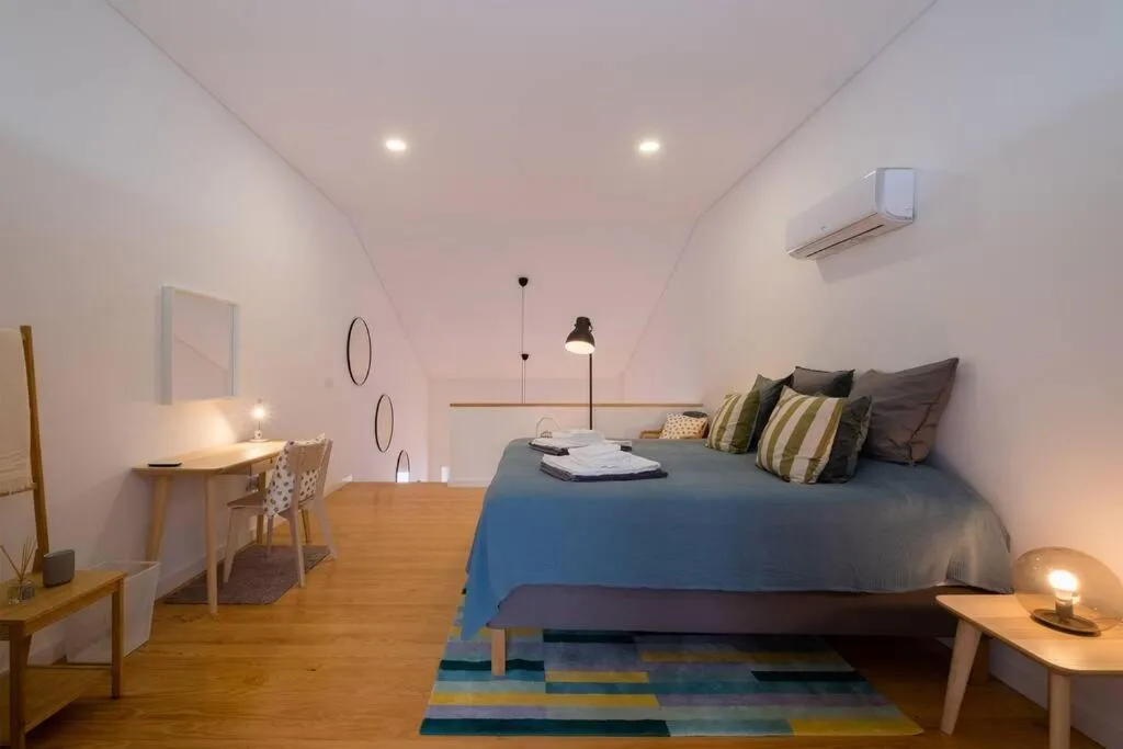 Bed in Vila Nova Suite Apt (historic PDL city center)