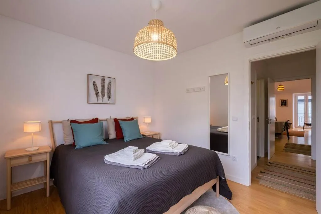 Bed in Vila Nova Suite Apt (historic PDL city center)