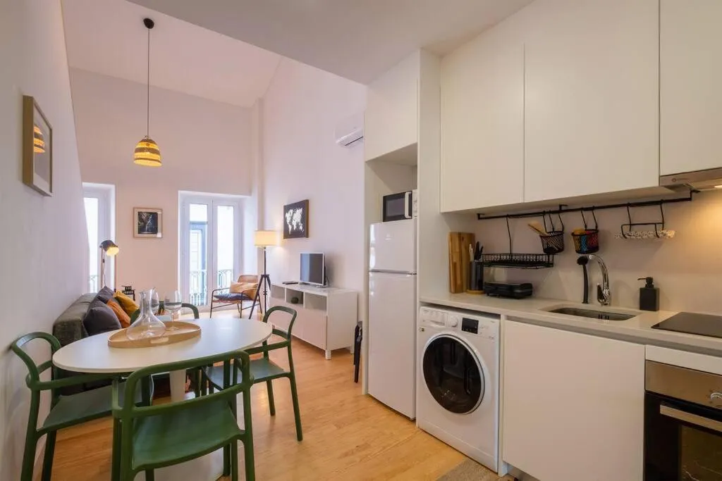 Kitchen or kitchenette in Vila Nova Suite Apt (historic PDL city center)