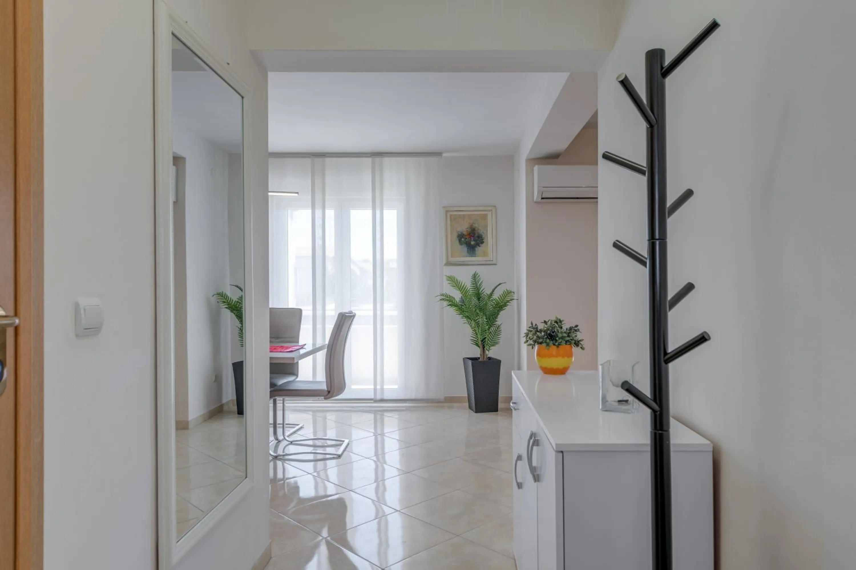 Apartment Renata + PRIVATE swimming pool in SPLIT