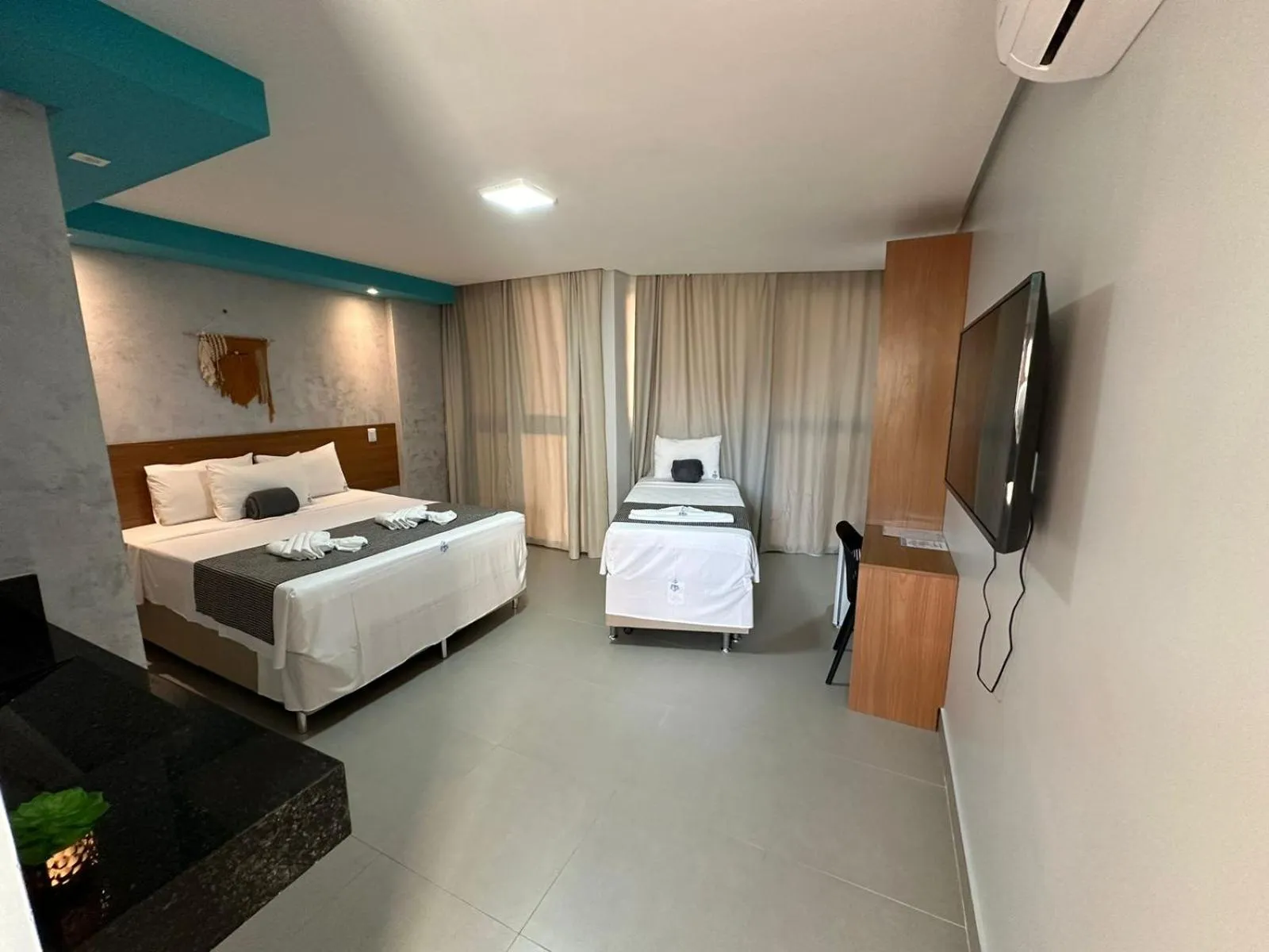 Bedroom, Bed in Pousada Atlantic