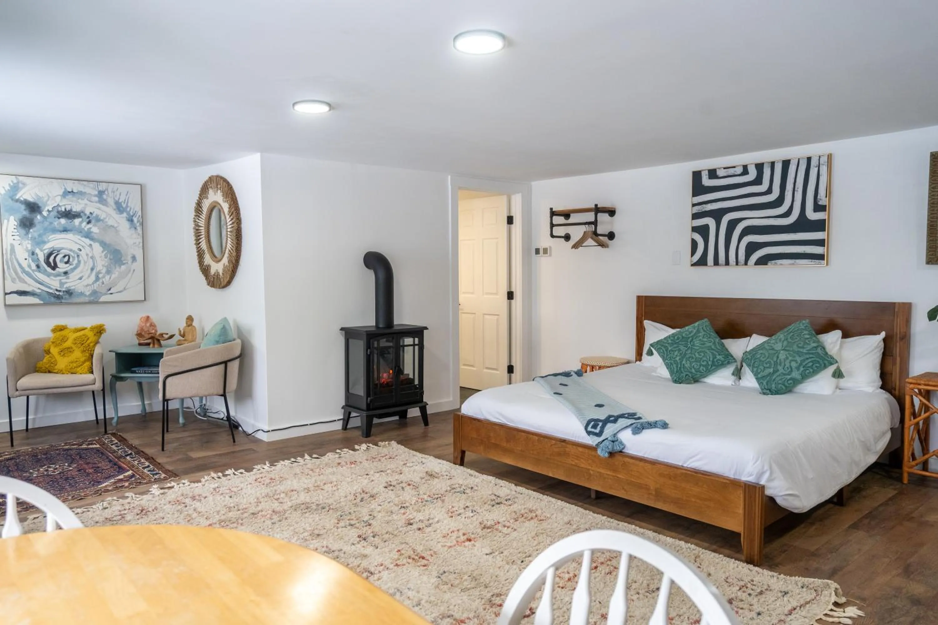 Bed in Wolfjaw Lodge