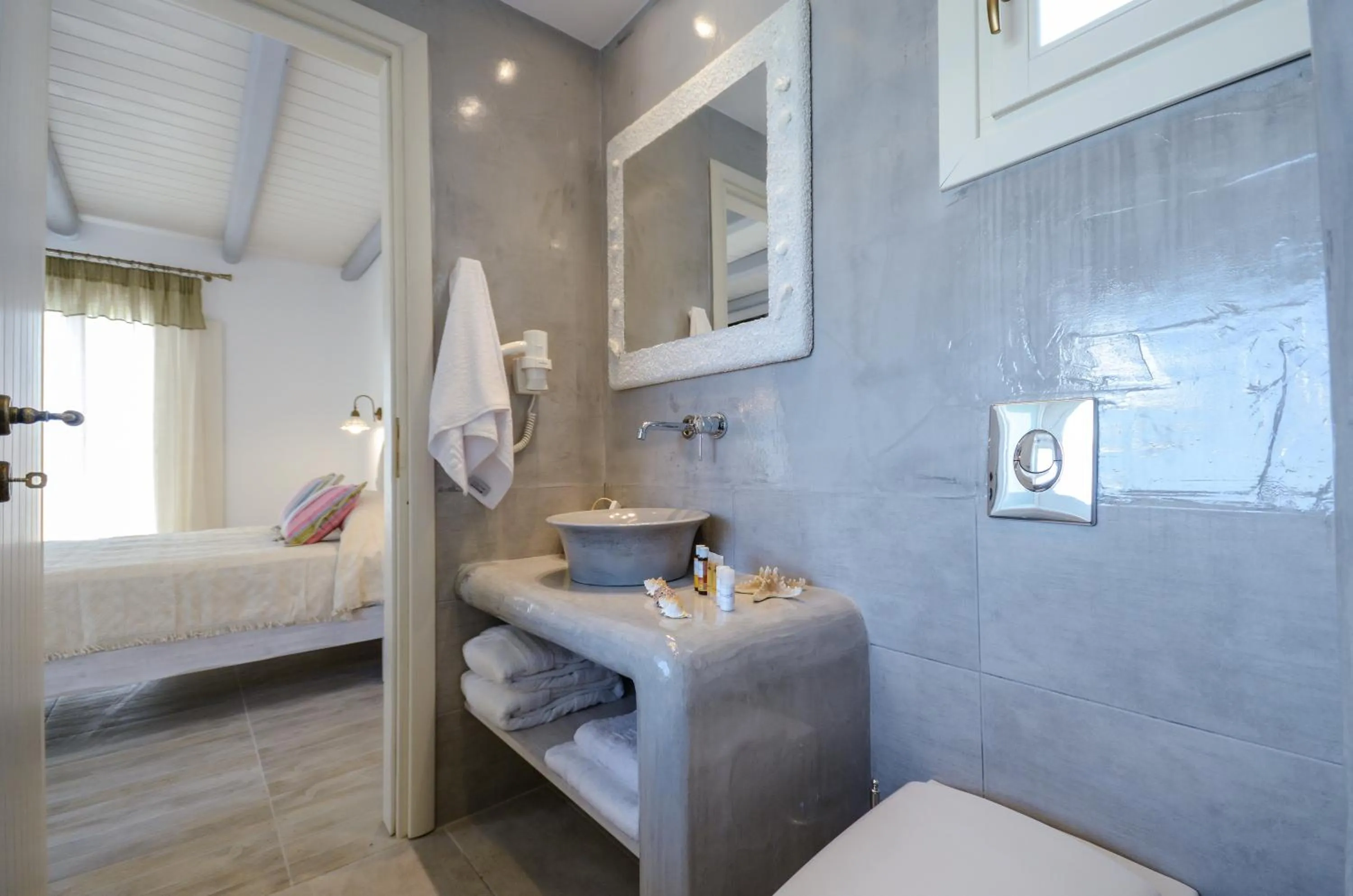 Bedroom, Bed in Agios Prokopios Hotel