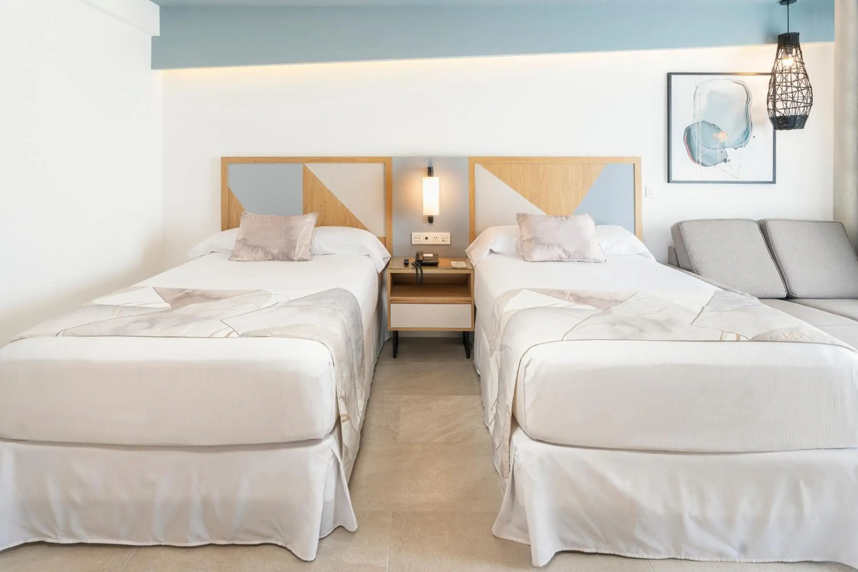 Bed in Riu Caribe - All Inclusive Bed in Riu Caribe - All Inclusive