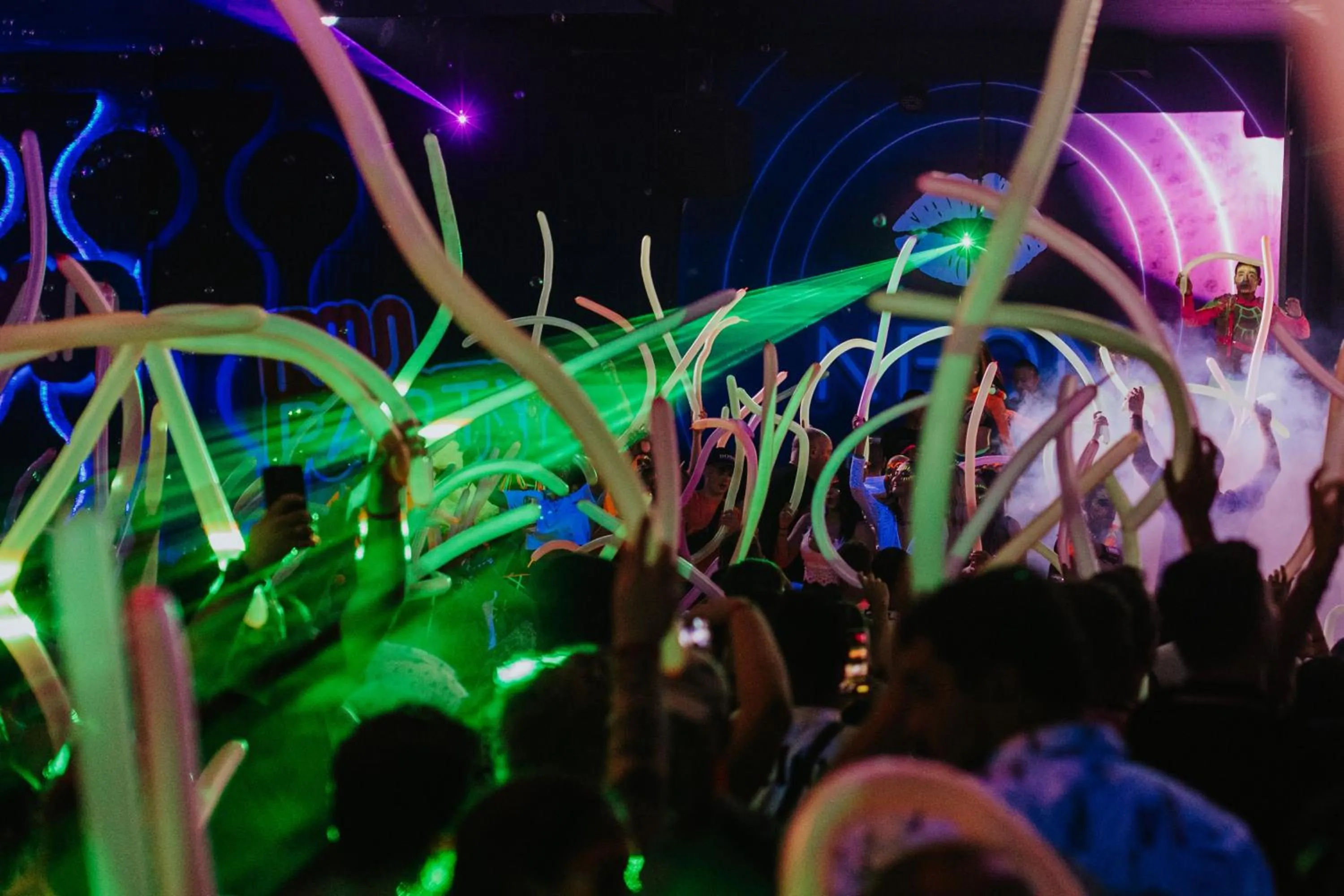 Evening entertainment in Riu Palace Riviera Maya - All Inclusive