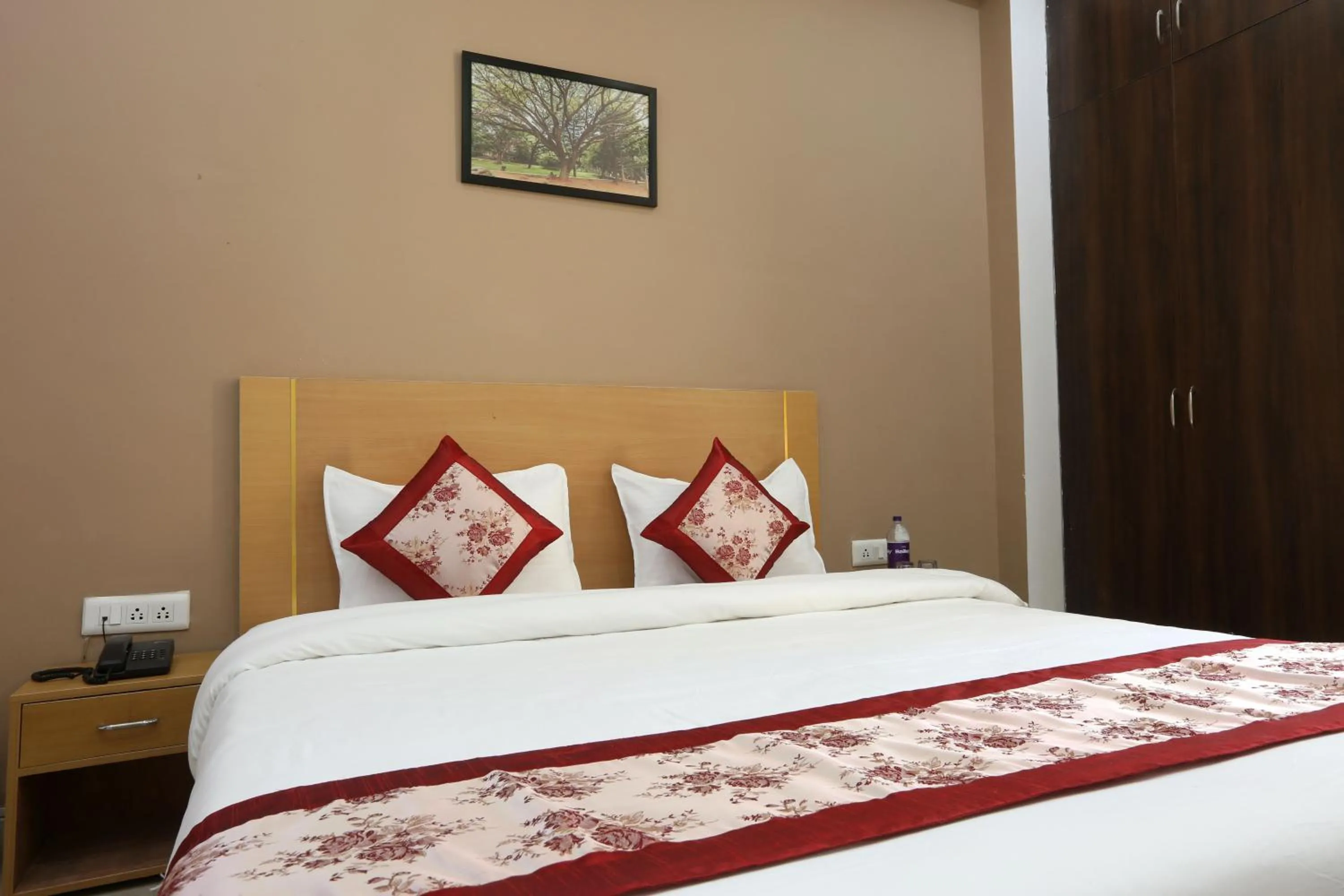 Bed in Hotel Surya Palace By Aura