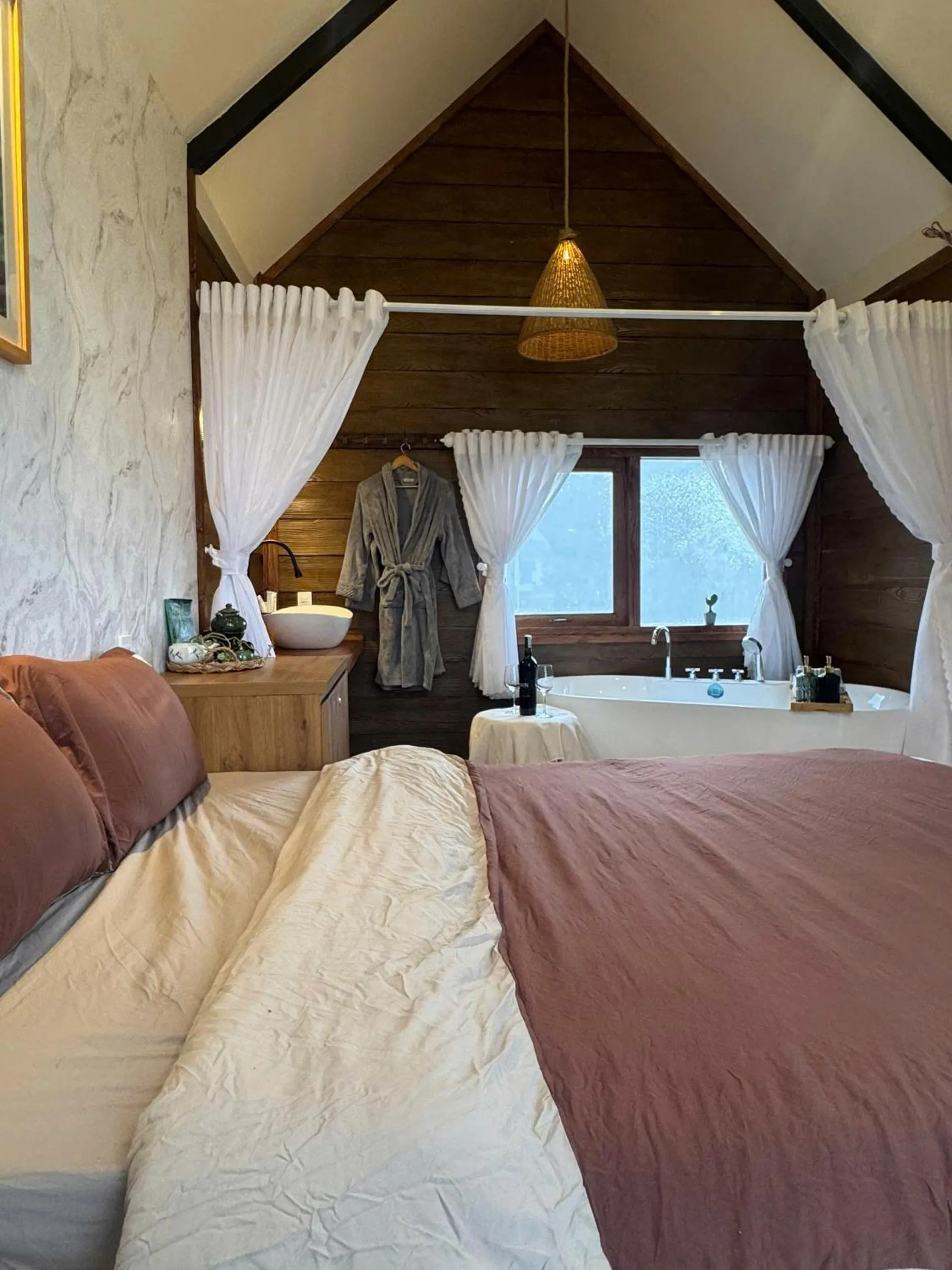 Photo of the whole room, Bed in Nhà Sói Homestay Da Lat