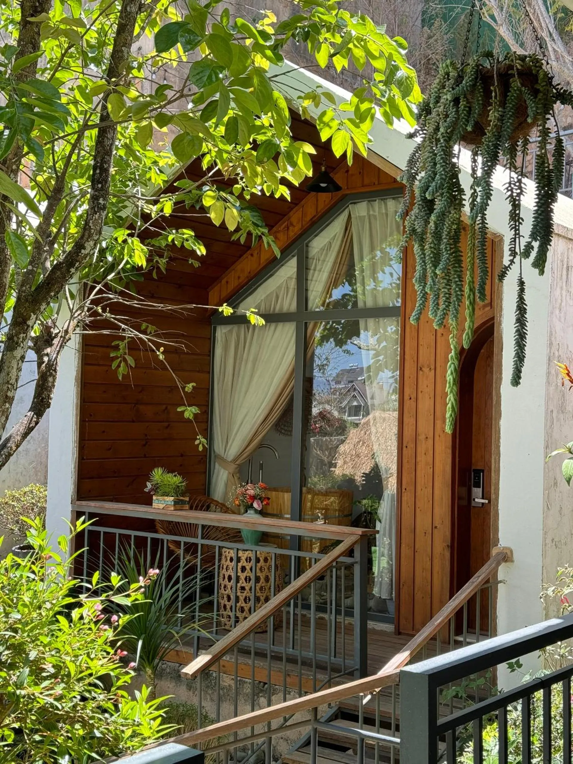 Garden in Nhà Sói Homestay Da Lat