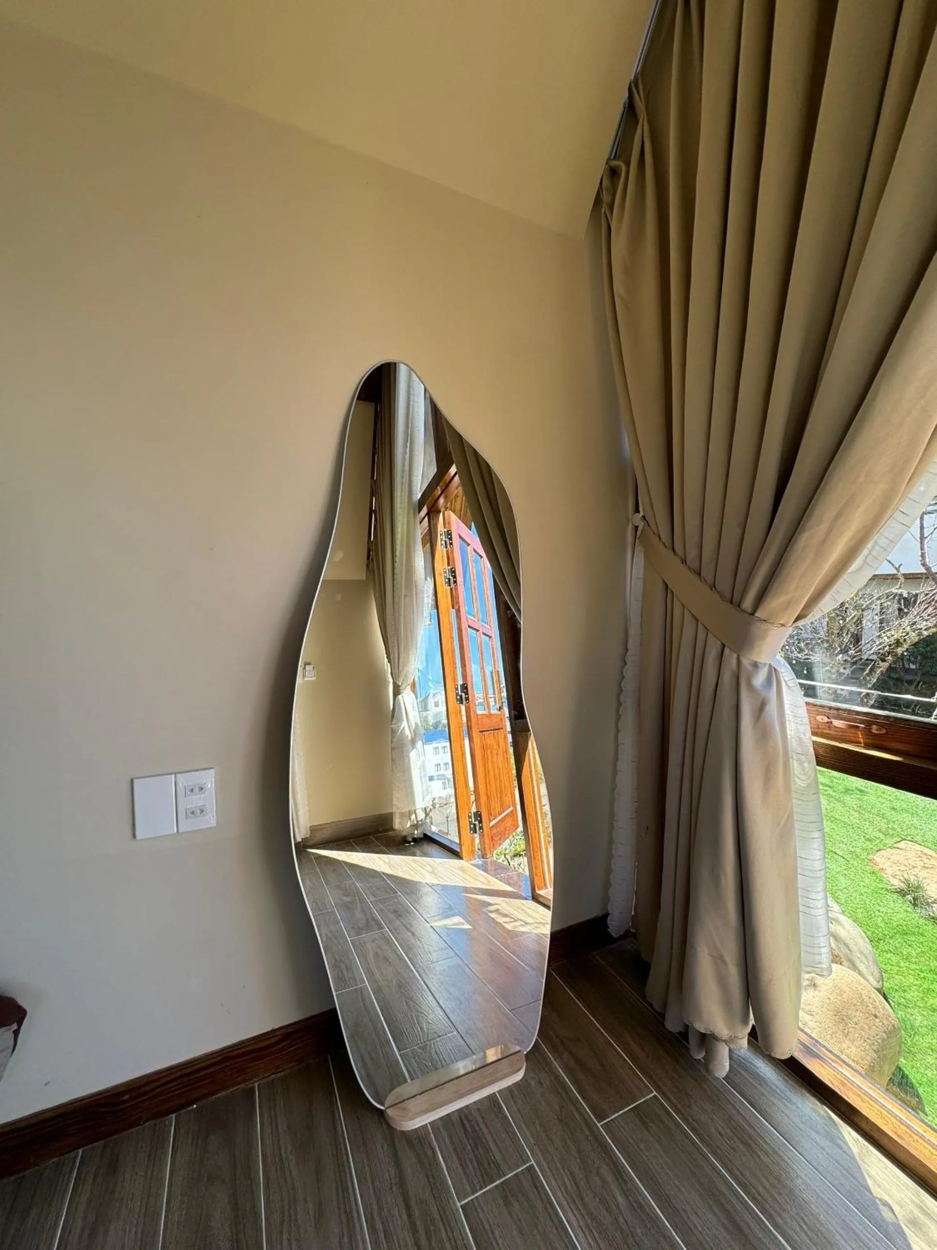 Photo of the whole room, Bed in Nhà Sói Homestay Da Lat