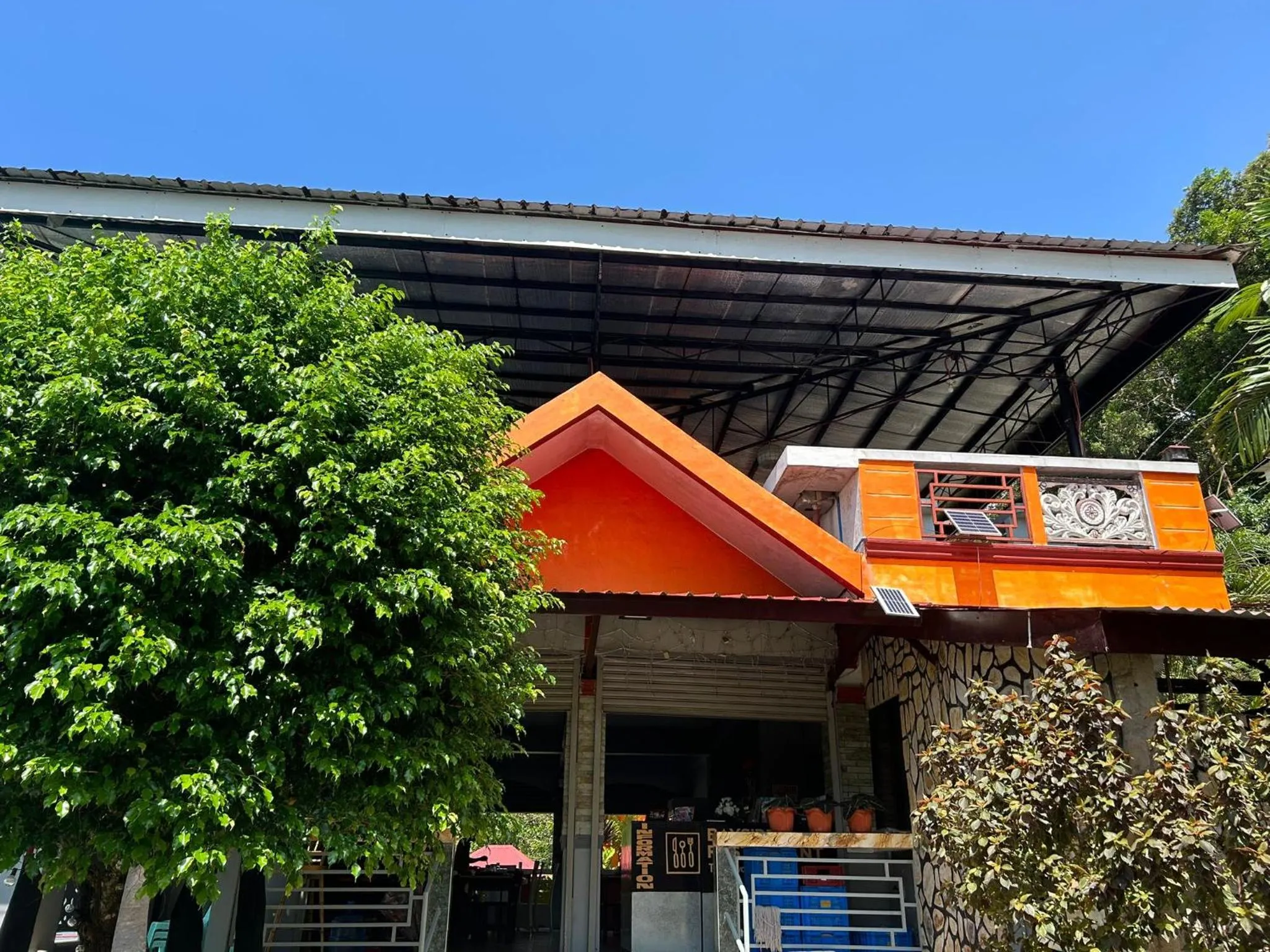 Restaurant/places to eat in El Krimphoff Resort