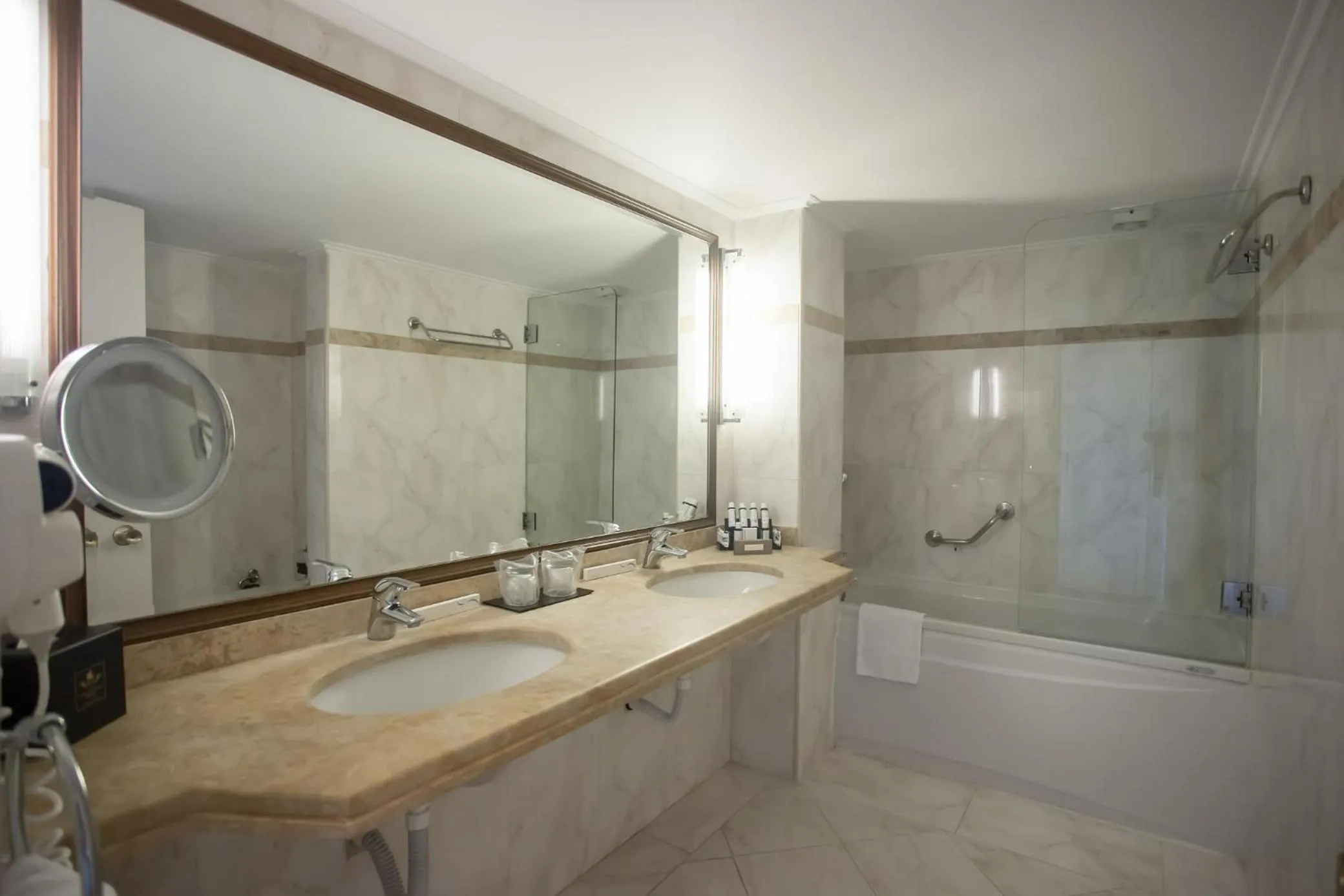 Bathroom in Corfu Holiday Palace