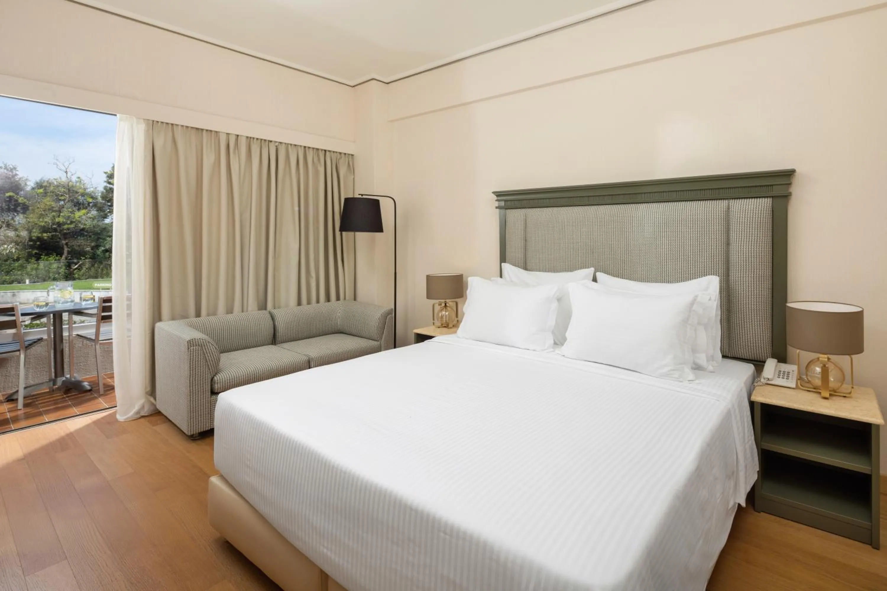 Photo of the whole room, Bed in Corfu Holiday Palace