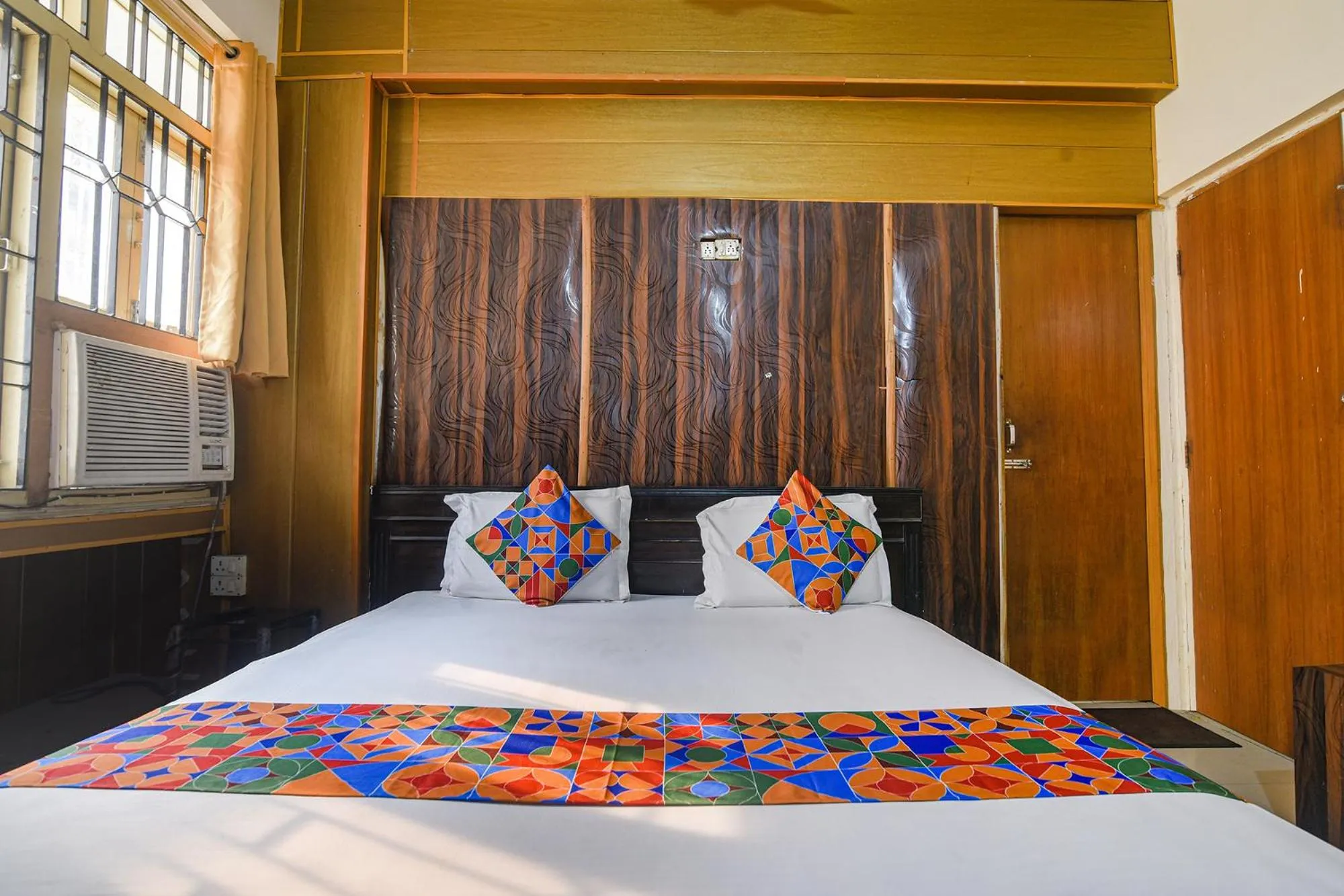 Bed in Via Maadhavam Residence