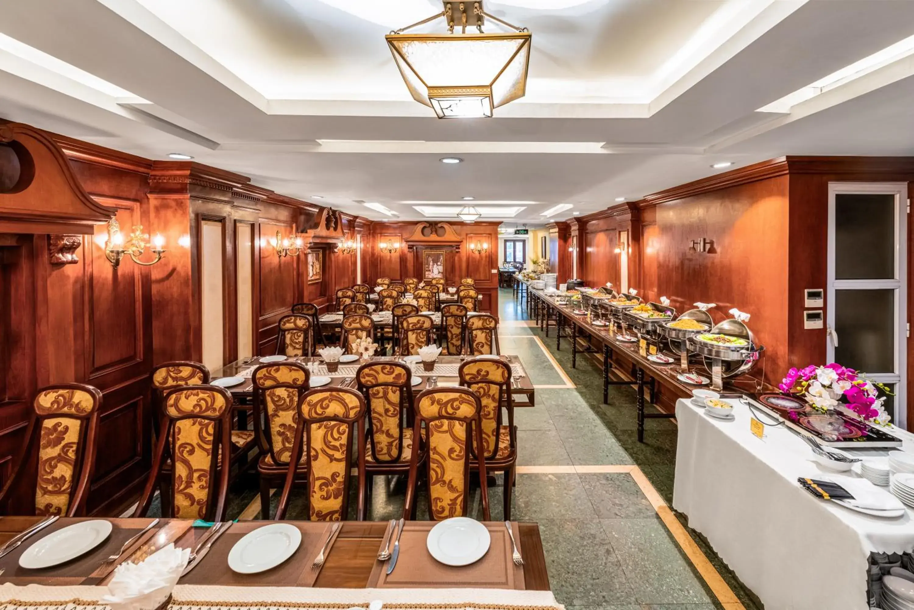 Restaurant/places to eat in EDEN HOTEL HÀ NỘI Restaurant/places to eat in EDEN HOTEL HÀ NỘI