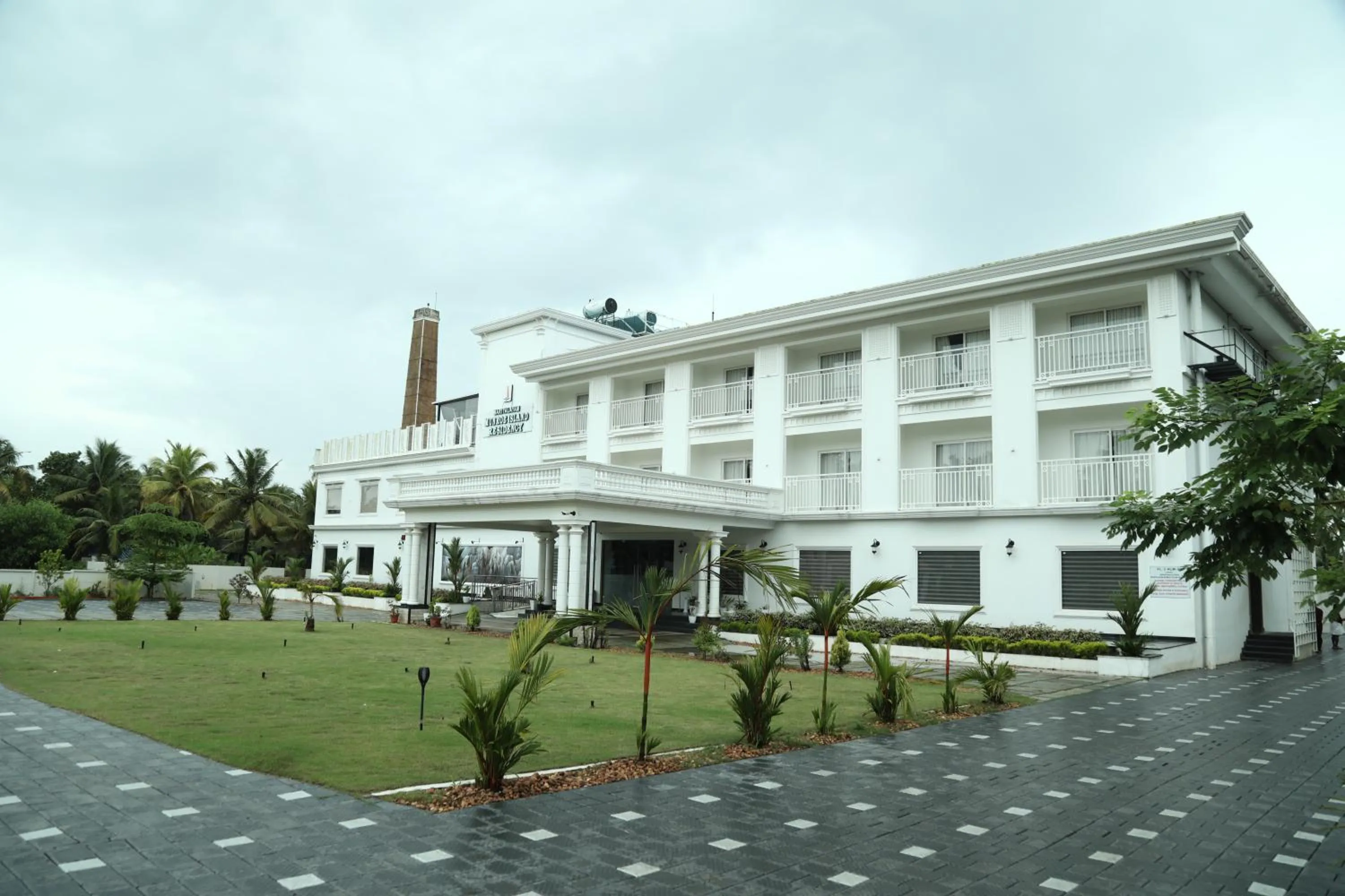 Facade/entrance in MARIYALAYAM MUNROE ISLAND RESIDENCY