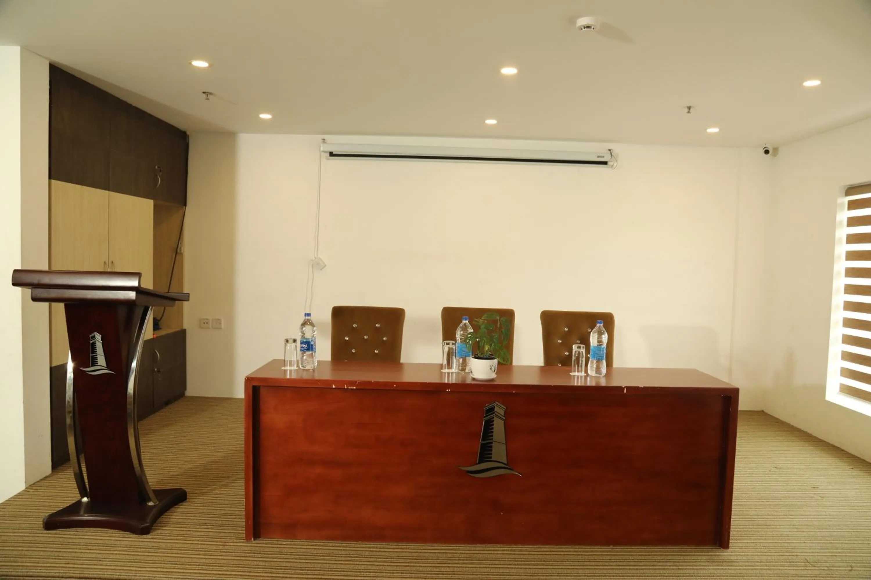 Meeting/conference room in MARIYALAYAM MUNROE ISLAND RESIDENCY