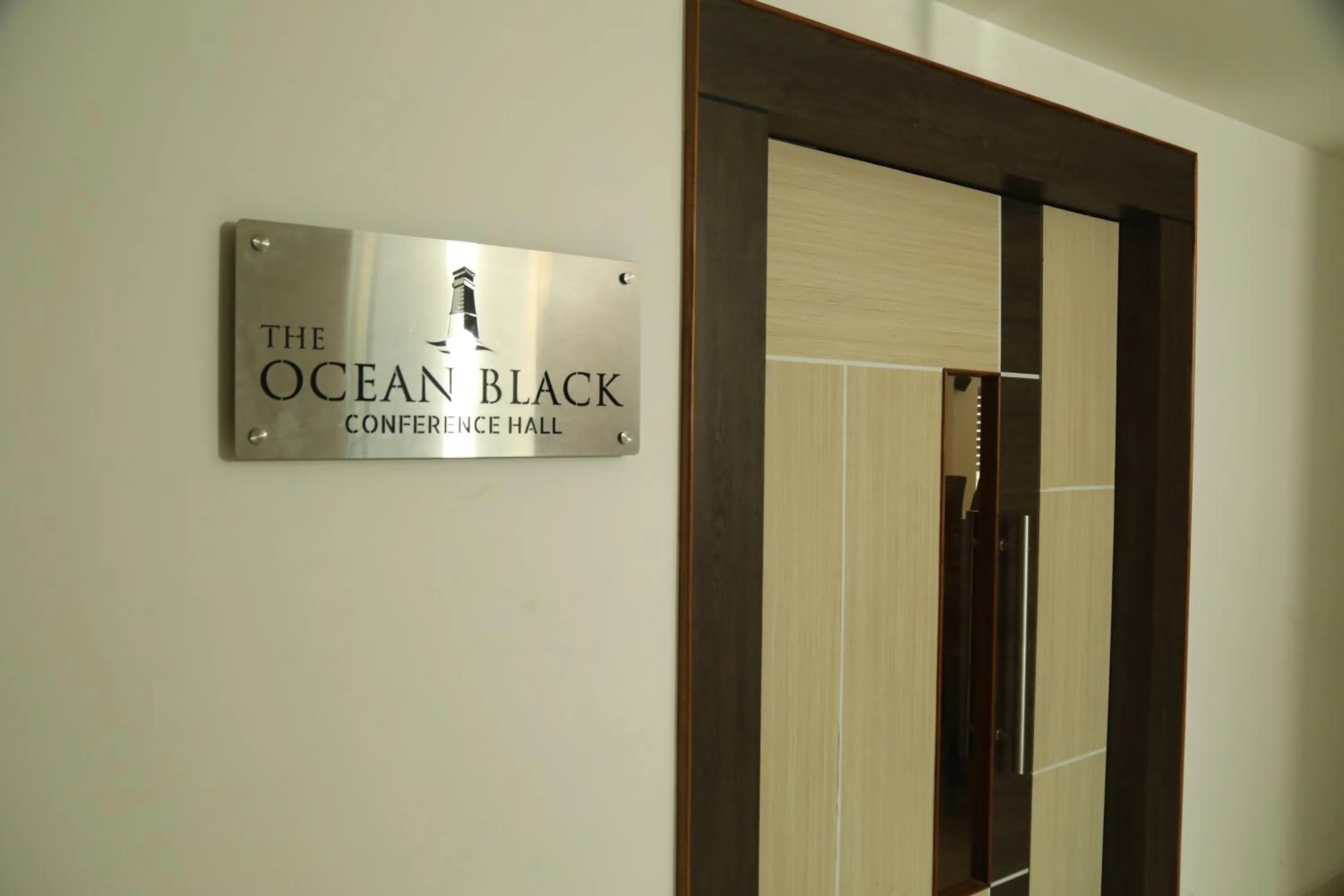 Meeting/conference room in MARIYALAYAM MUNROE ISLAND RESIDENCY