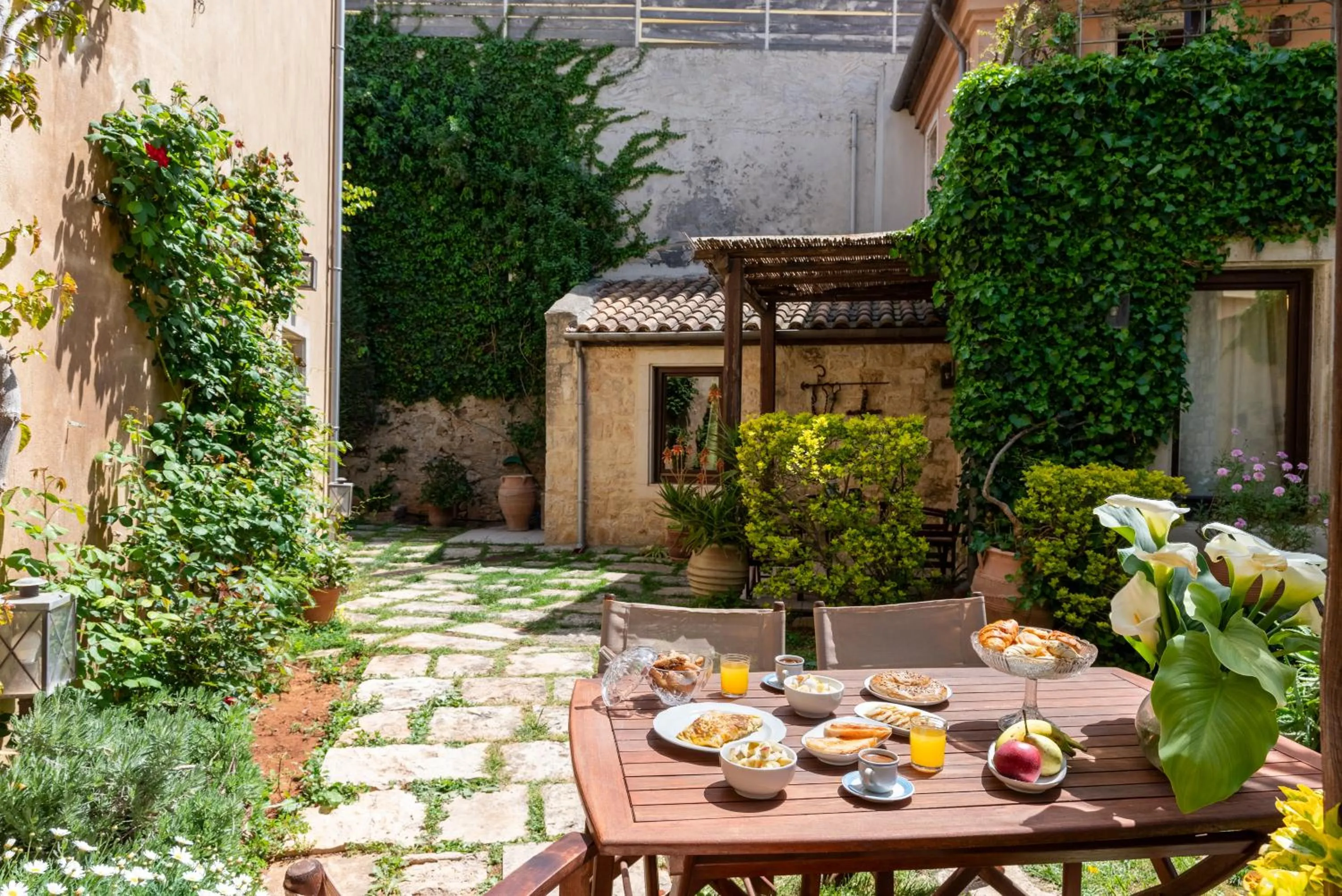 Spring in Kalimera Archanes Village