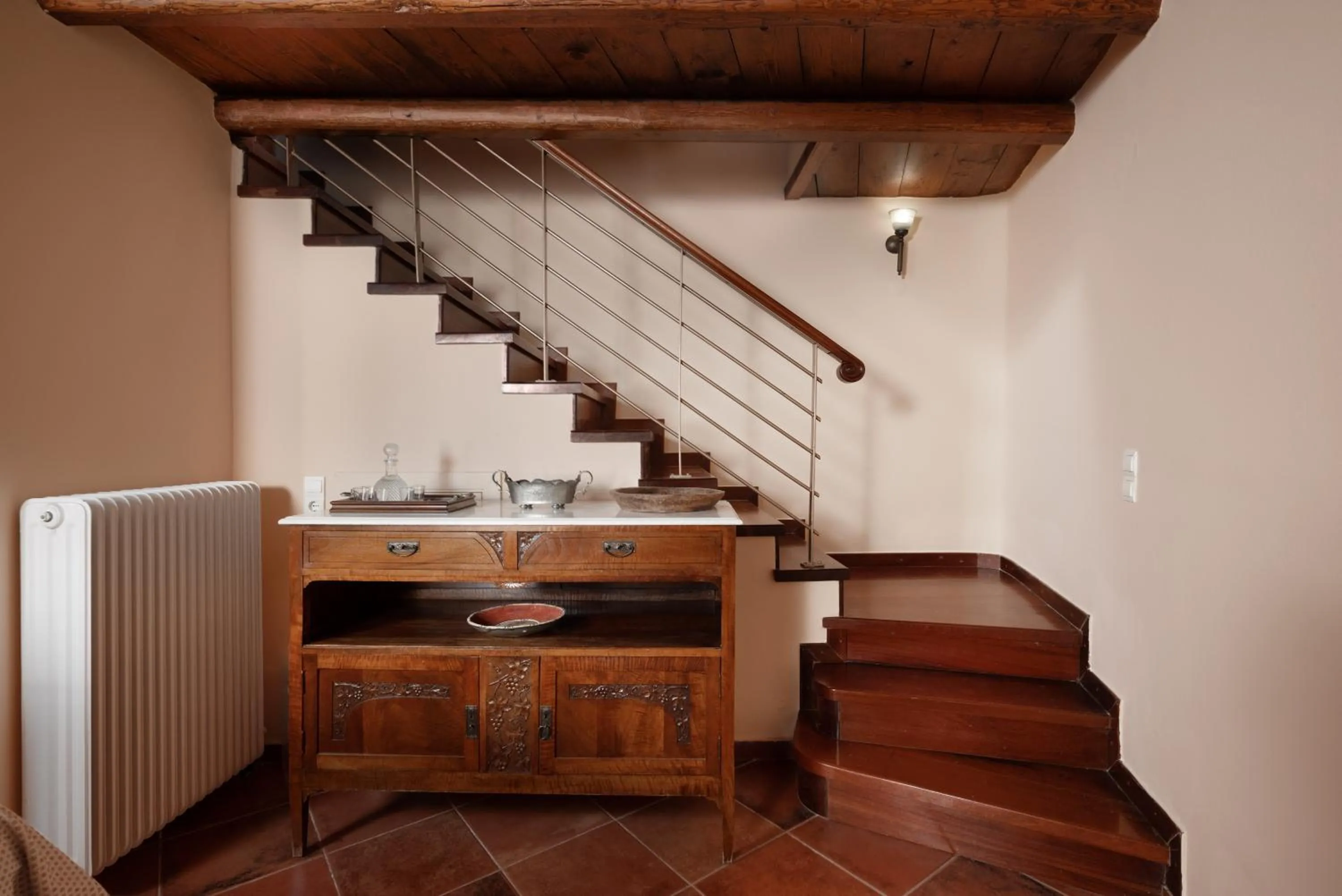 hair dresser in Kalimera Archanes Village