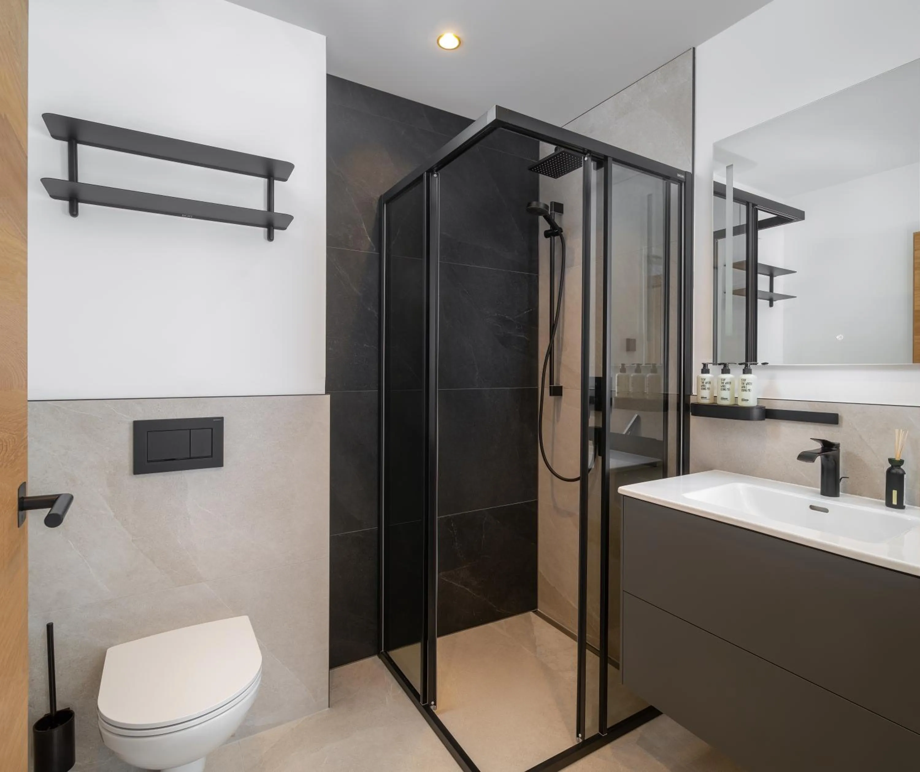 Shower in Auhof - Apartments Bad Gastein