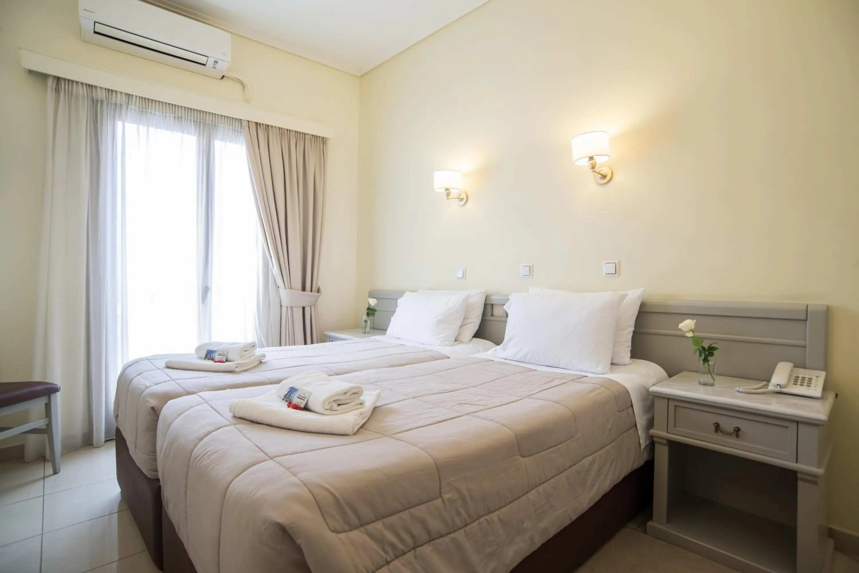 Bed in Parnassos Delphi Hotel