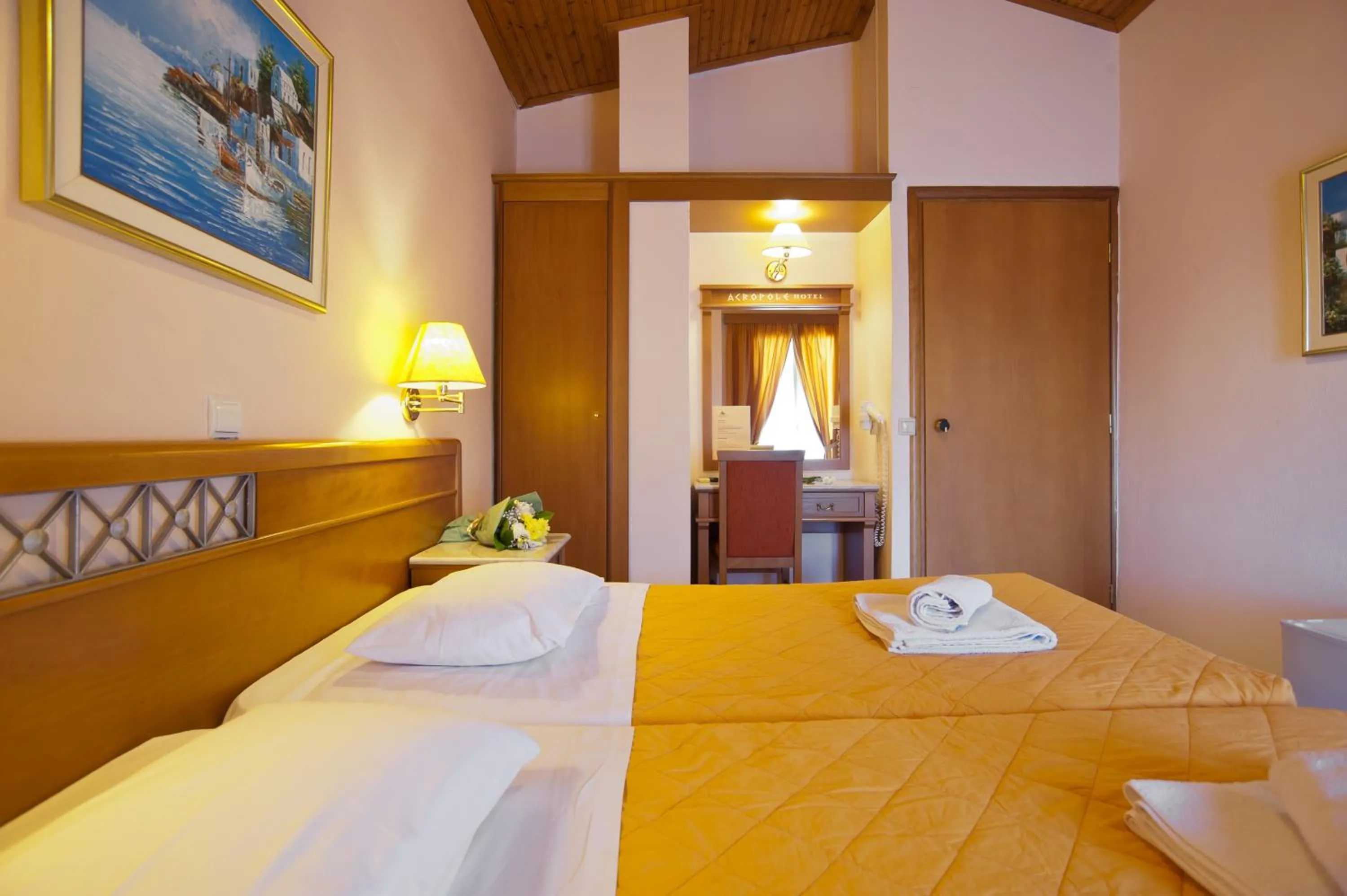 Photo of the whole room, Bed in Acropole Delphi City Hotel