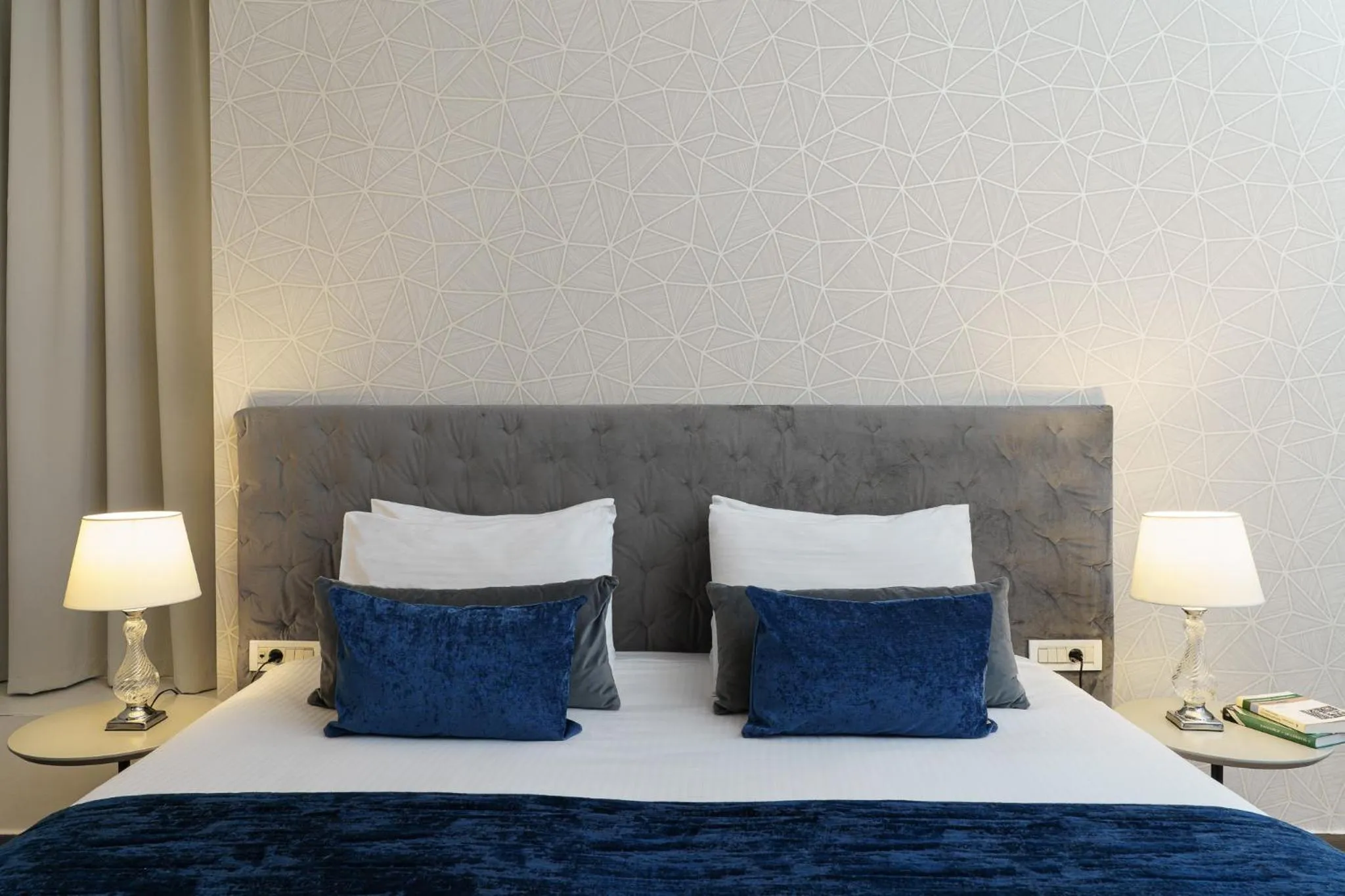 Bed in Athenaeum Eridanus Luxury Hotel