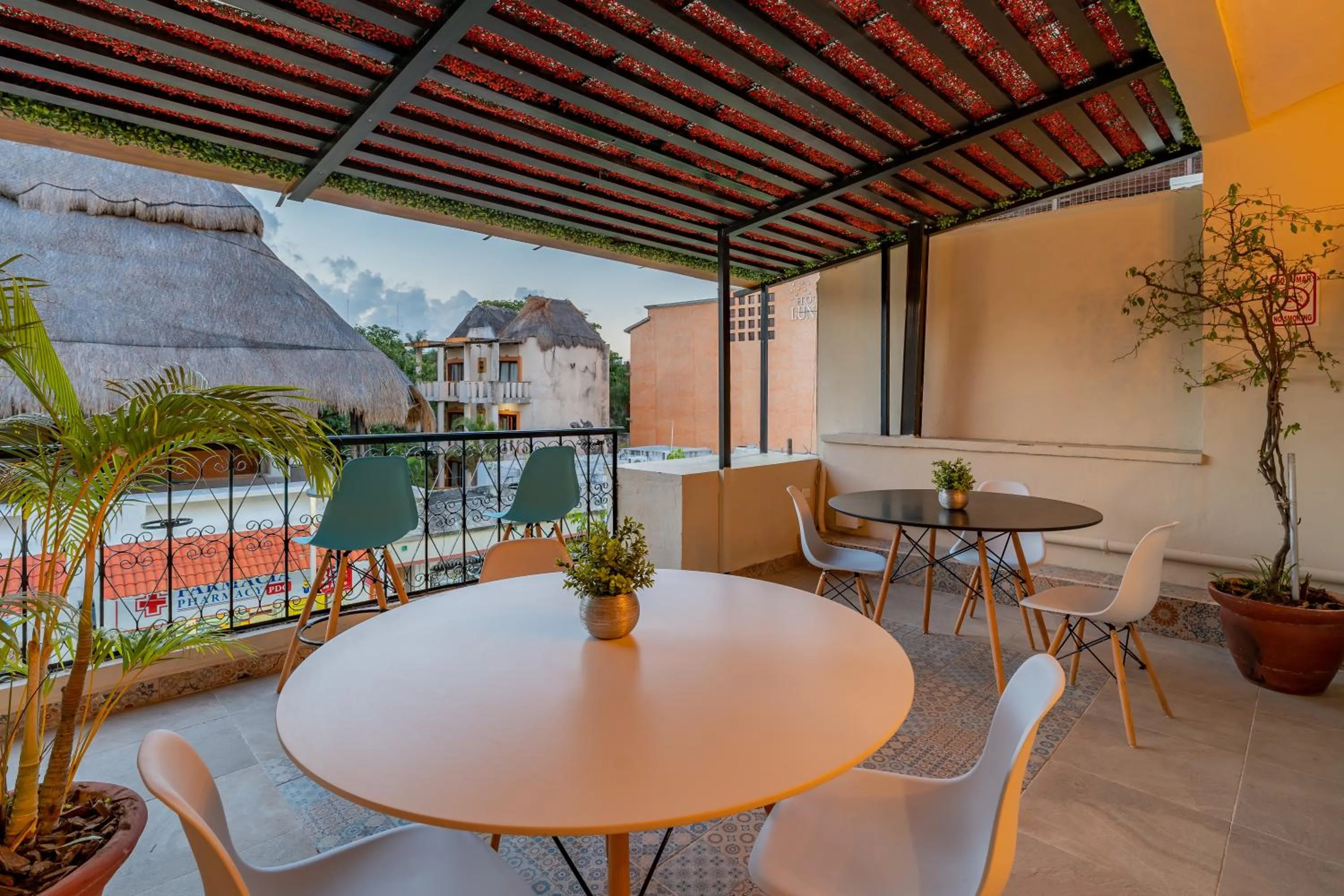 Balcony/Terrace in Hotel Brisas 5a AV, Playa del Carmen