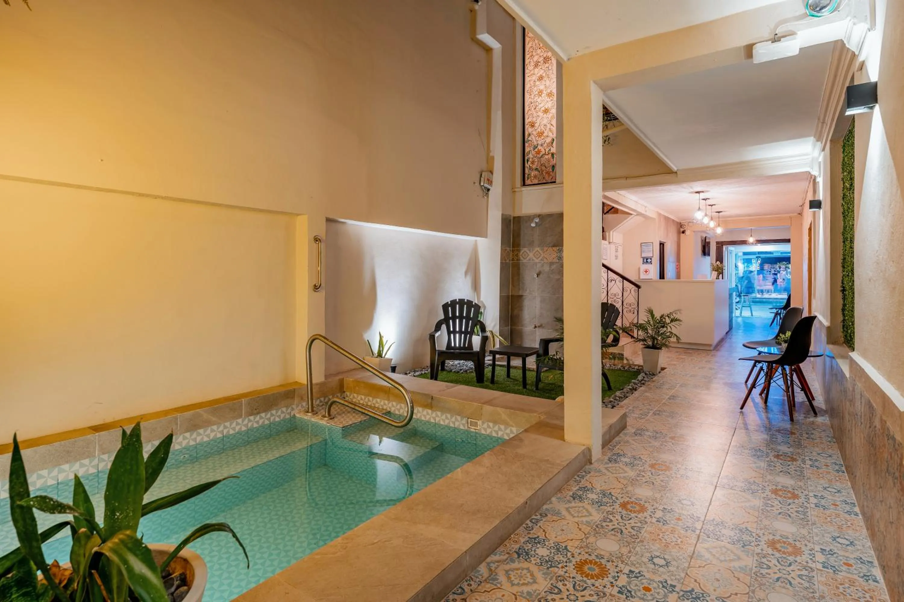 Swimming pool in Hotel Brisas 5a AV, Playa del Carmen