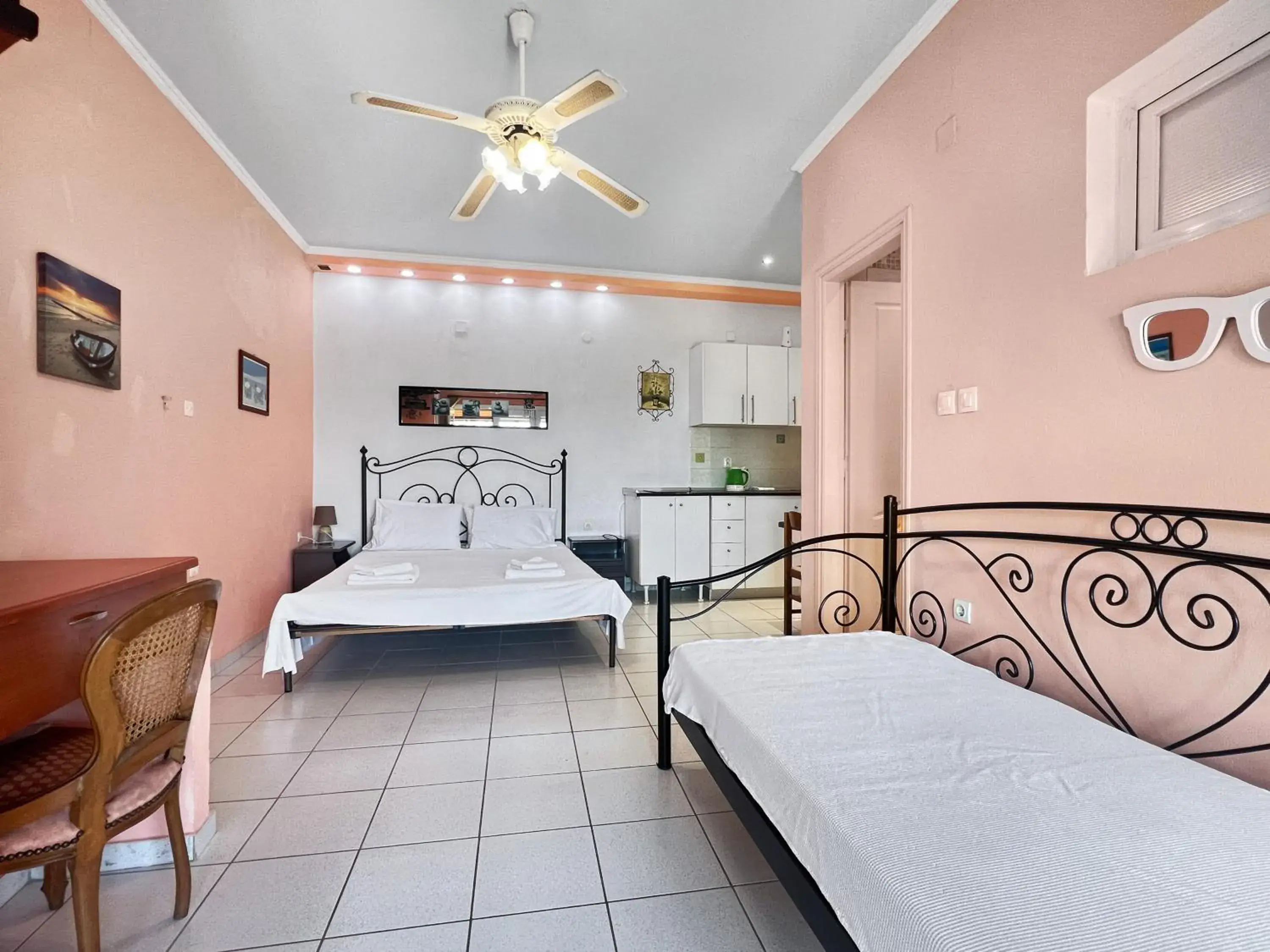 Bed in Corfu Andromaches Holiday Apartments Bed in Corfu Andromaches Holiday Apartments