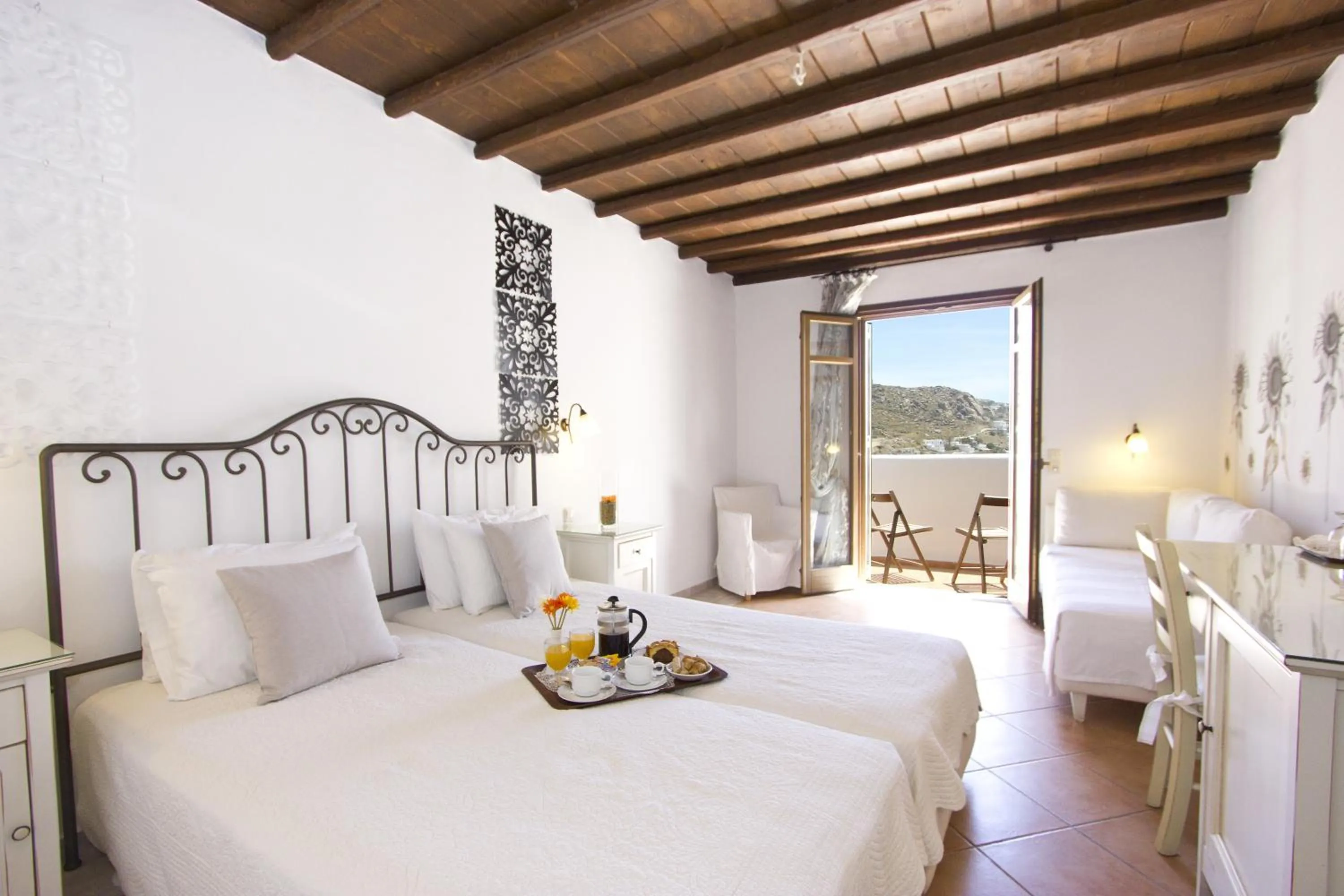 Photo of the whole room, Bed in Paradision Hotel