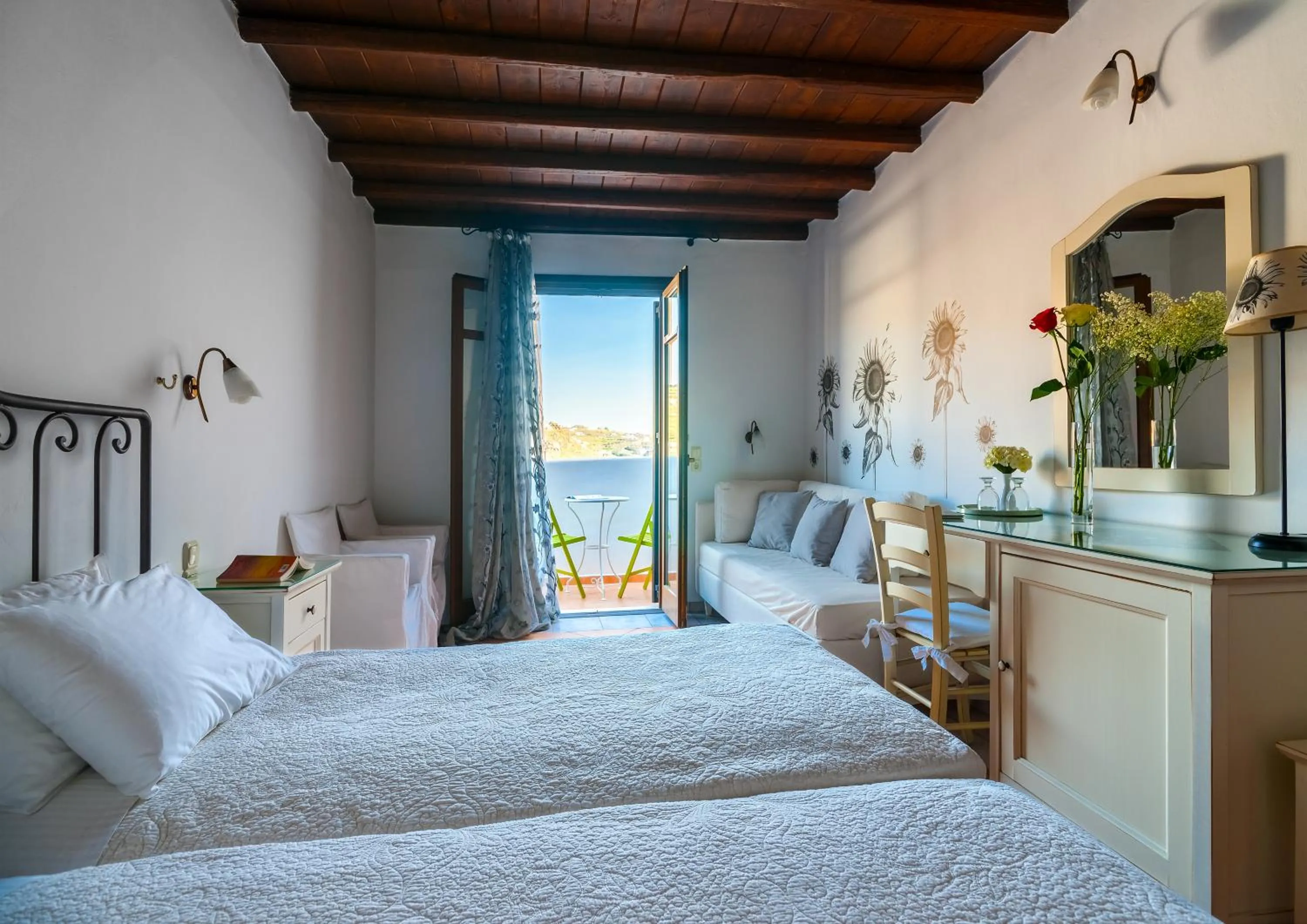 Bedroom, Bed in Paradision Hotel