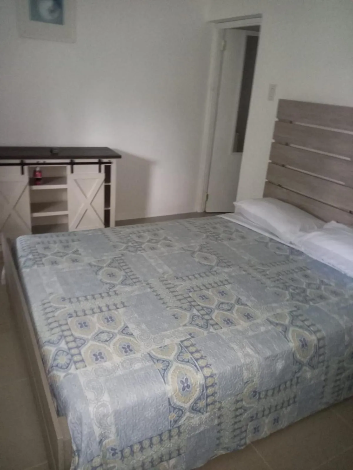 Bedroom, Bed in Comfy Guest Rooms